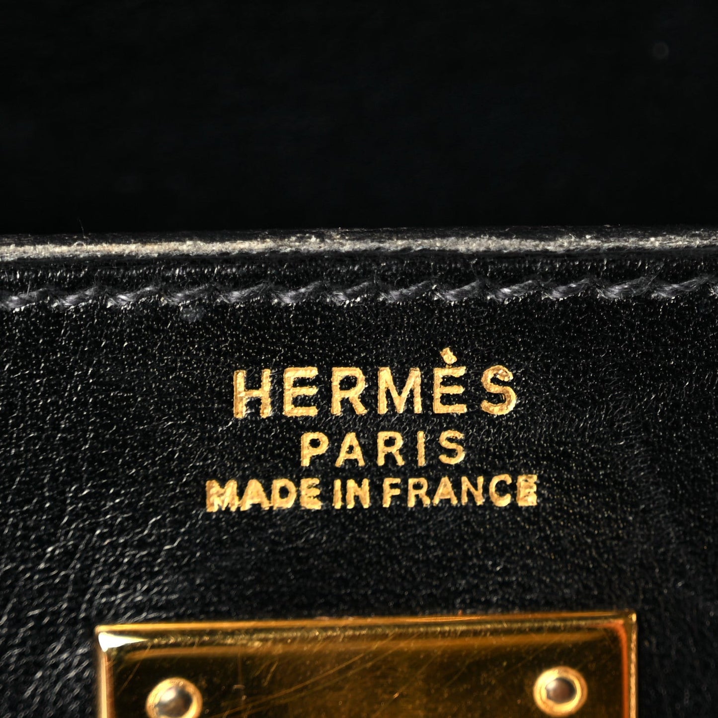 Box Kelly Retourne 32 Black
