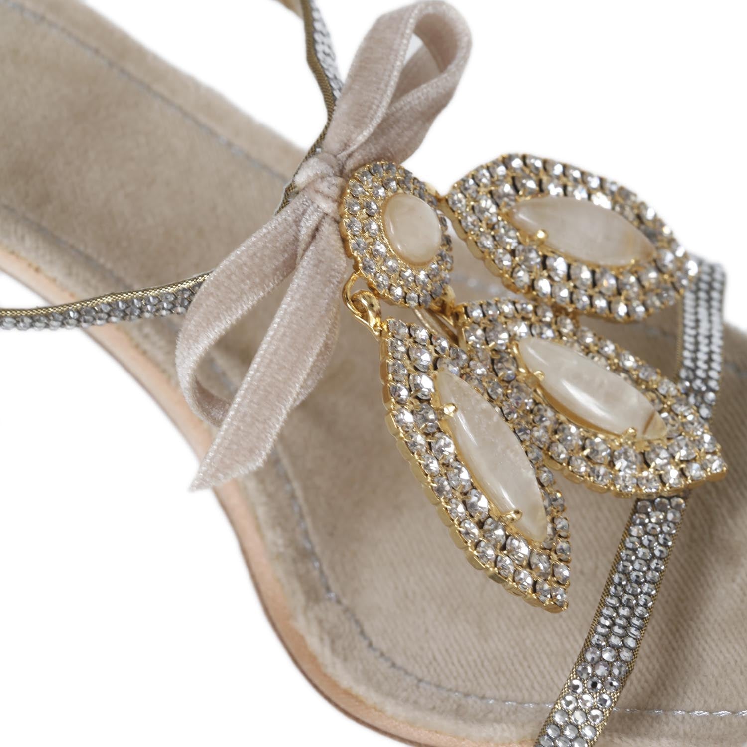 FASHIONPHILE RENECAOVILLACrystalEmbellishedHeels39.5 5 of 10