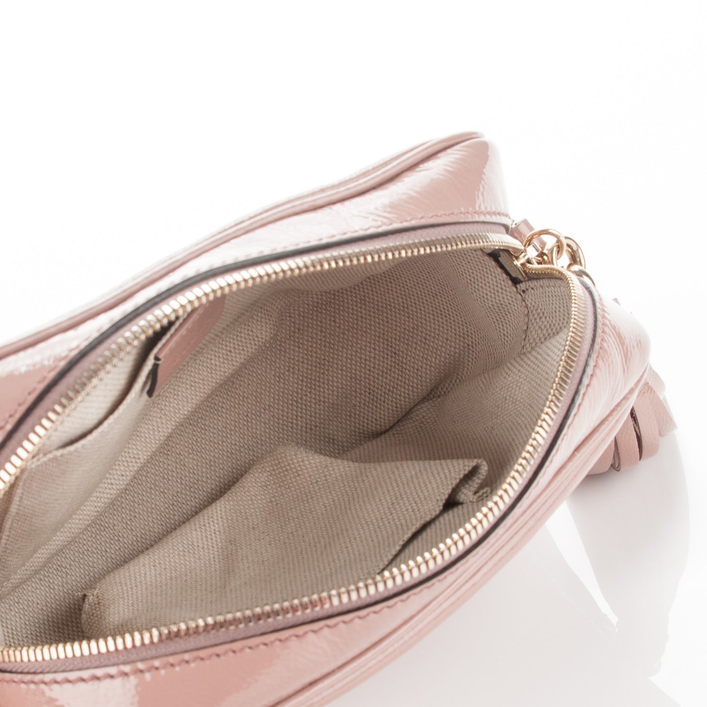 Vernice Naplack Small Soho Disco Bag Dark Cipria