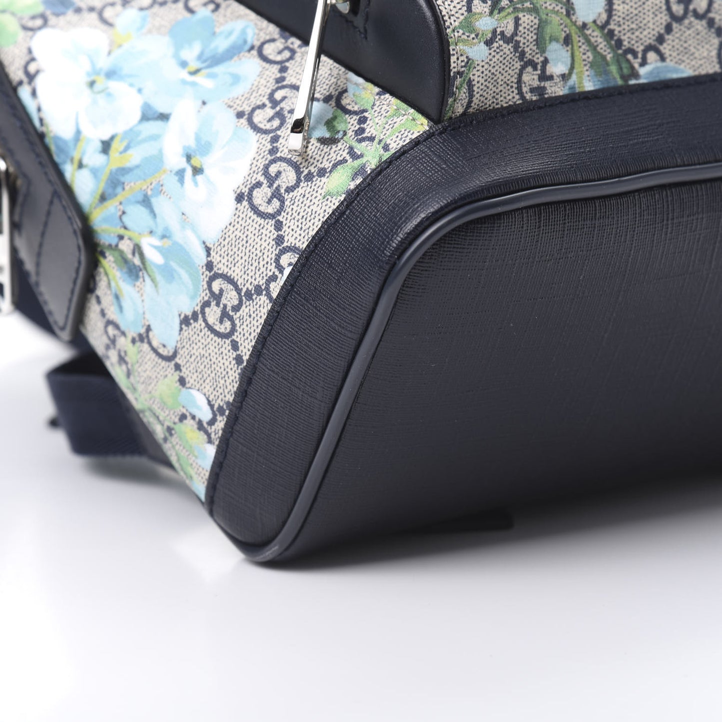 GG Supreme Monogram Blooms Small Day Backpack Blue