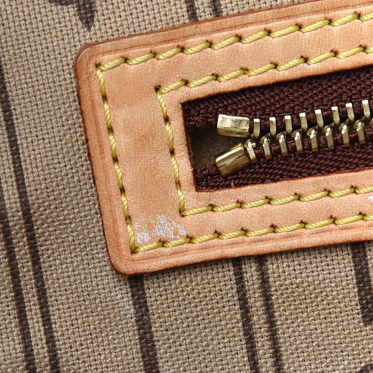 Louis Vuitton Monogram Neverfull MM 14 of 15