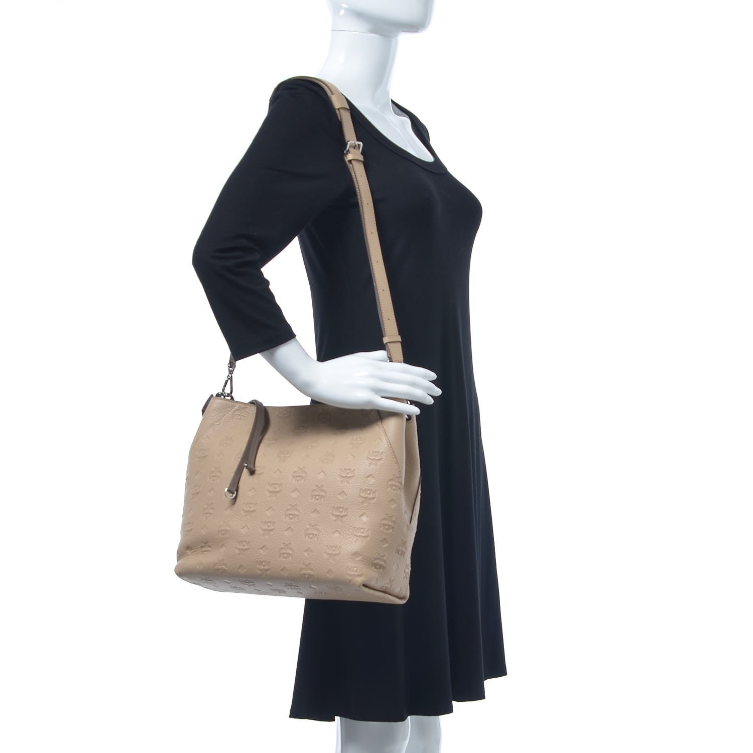 MCM Grained Calfskin Medium Klara Hobo New Beige 2 of 9