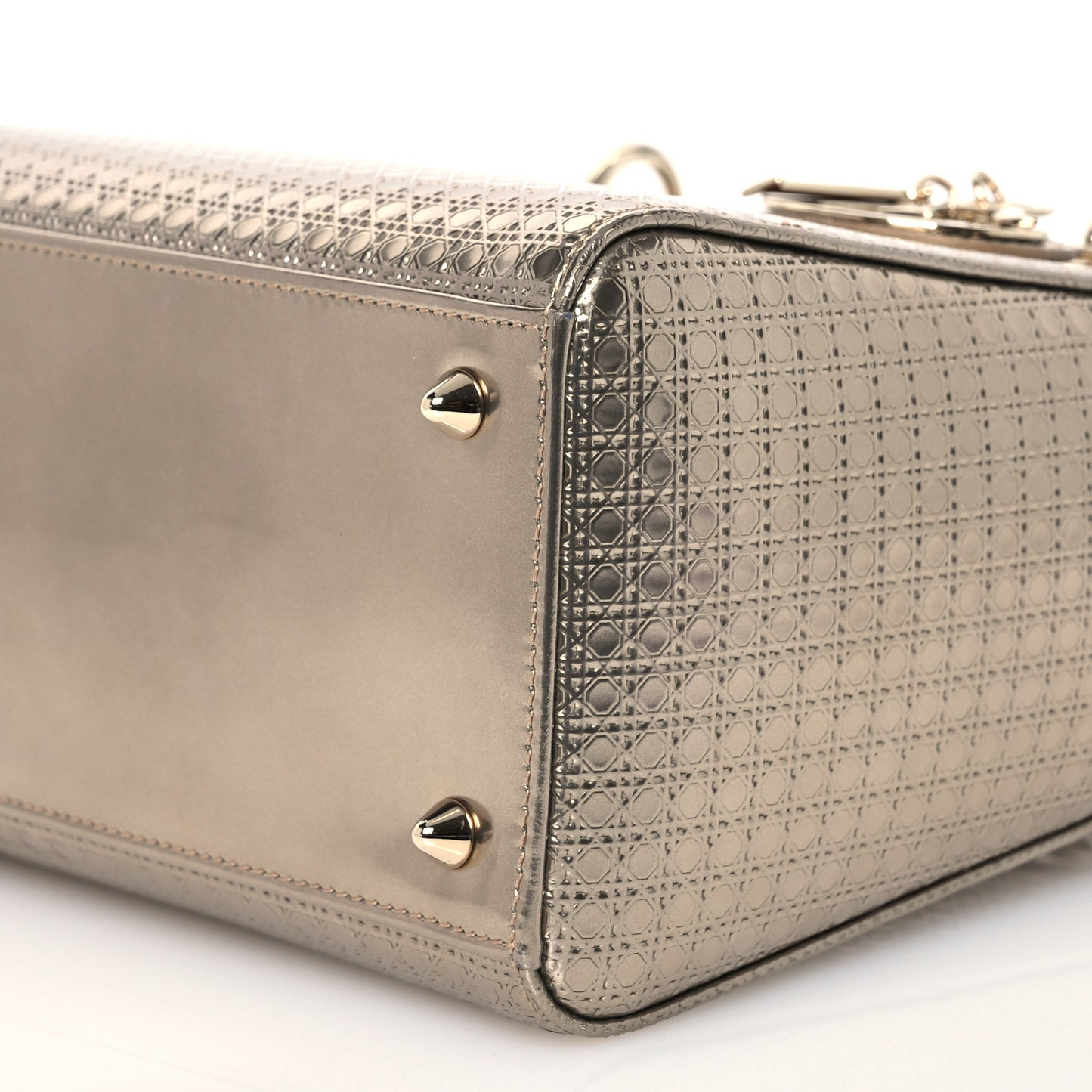 Metallic Patent Micro-Cannage Medium Lady Dior Champagne