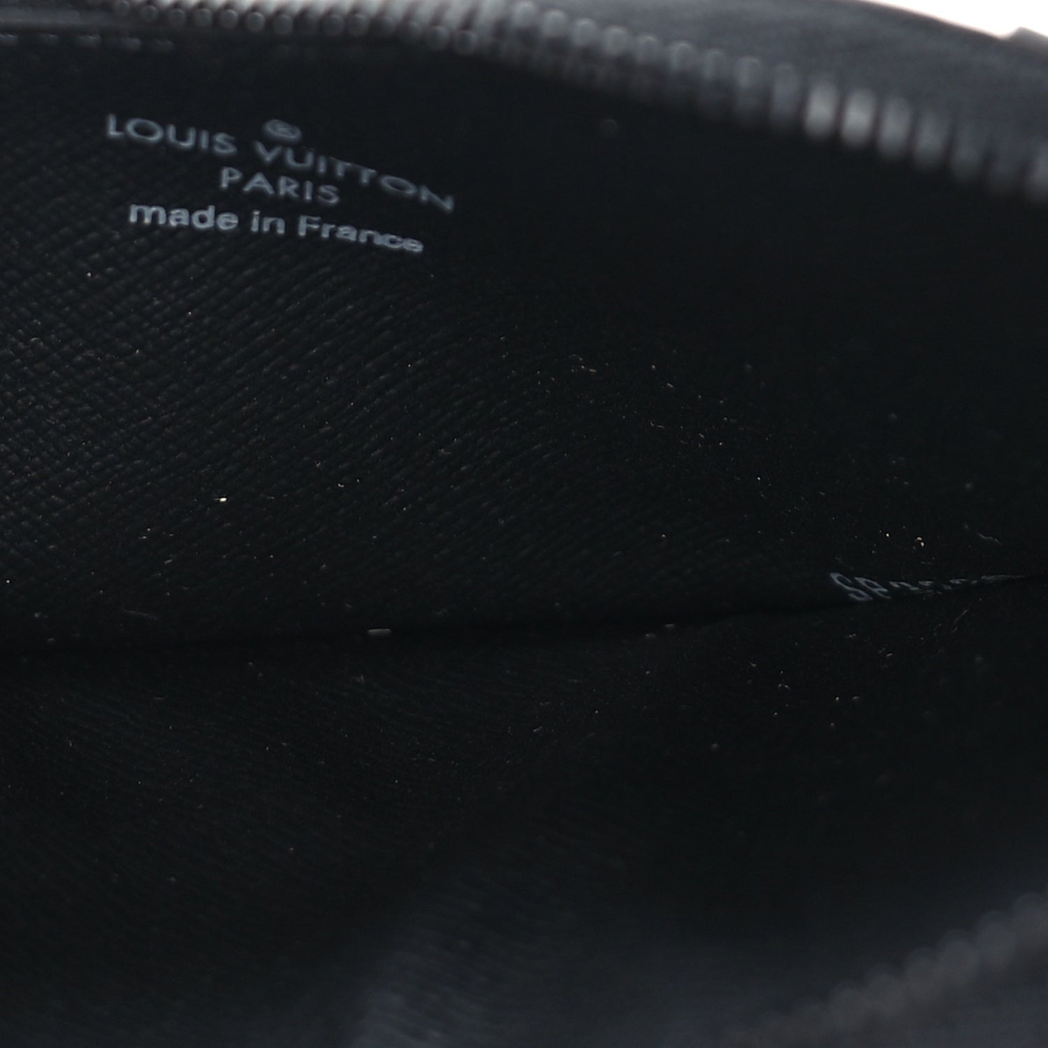 Louis Vuitton X NIGO Giant Damier Ebene Mountain Duck Coin Purse 5 of 6
