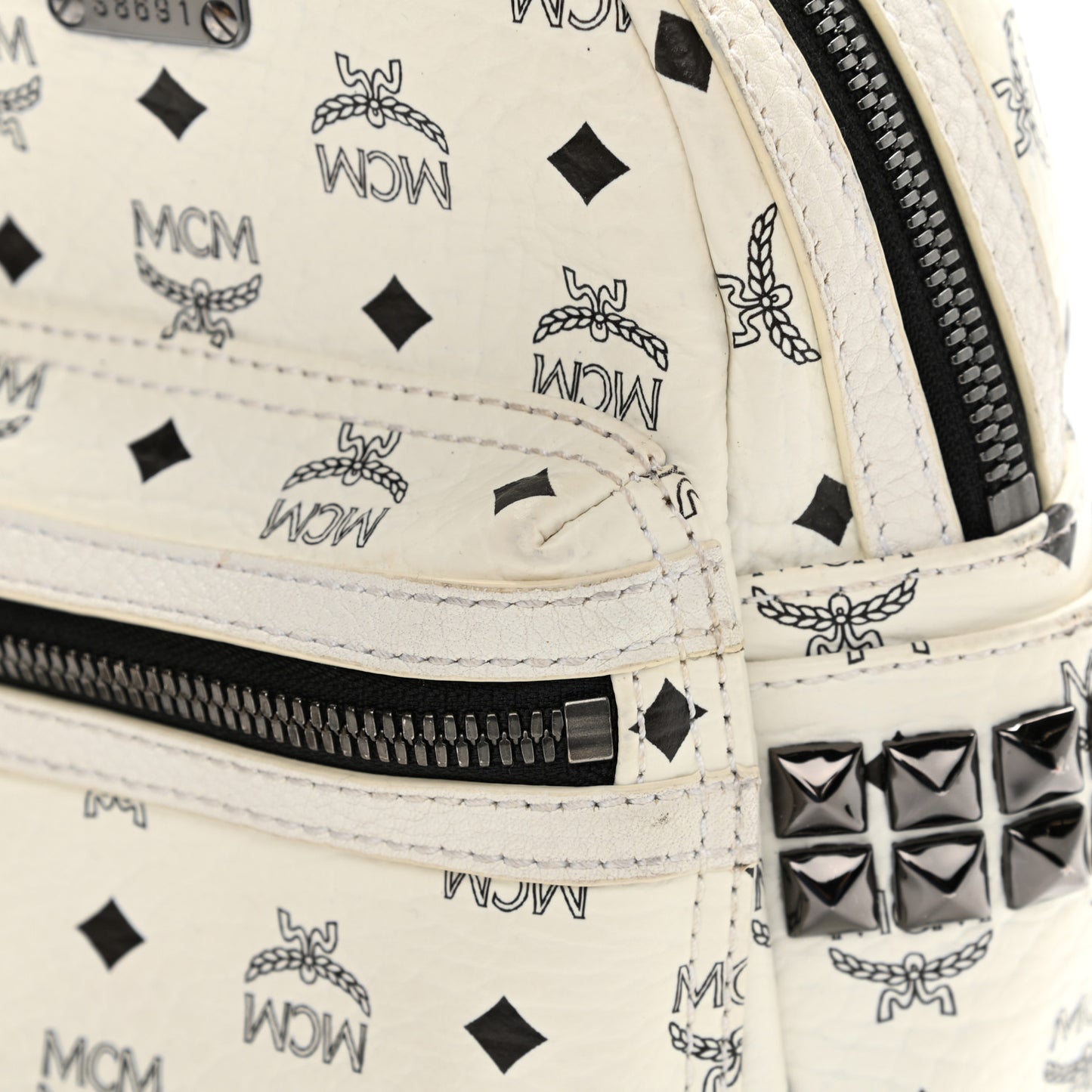 Visetos Side Stud X-Mini Stark Bebe Boo Backpack White