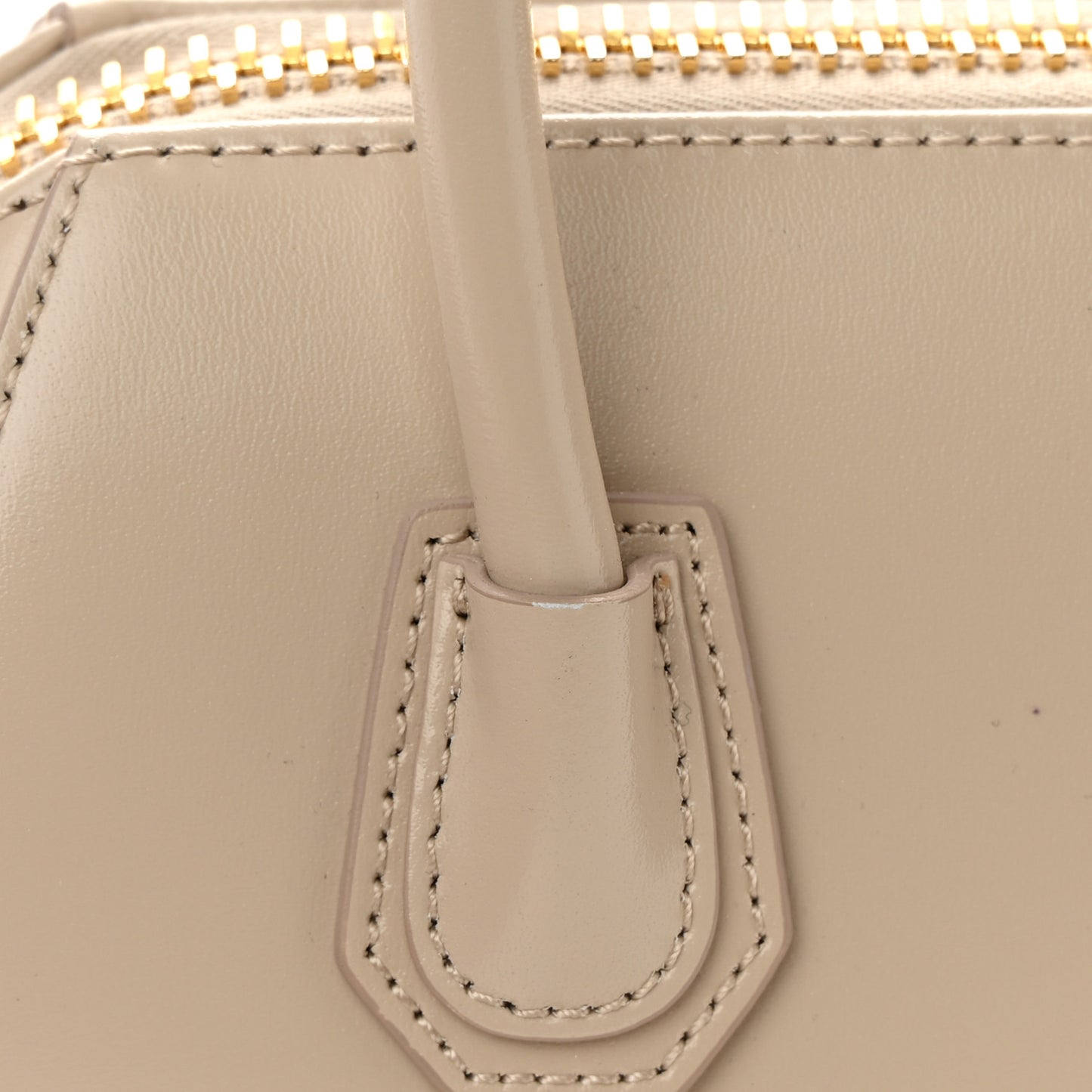 Shiny Lord Calfskin Mini Antigona Natural Beige