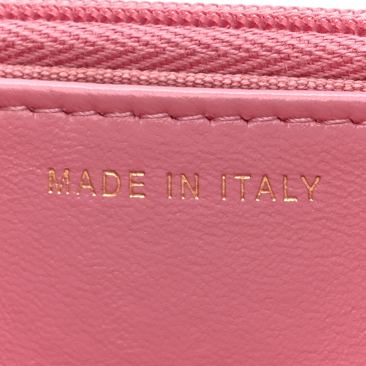 Tweed Quilted Wallet On Chain WOC Pink
