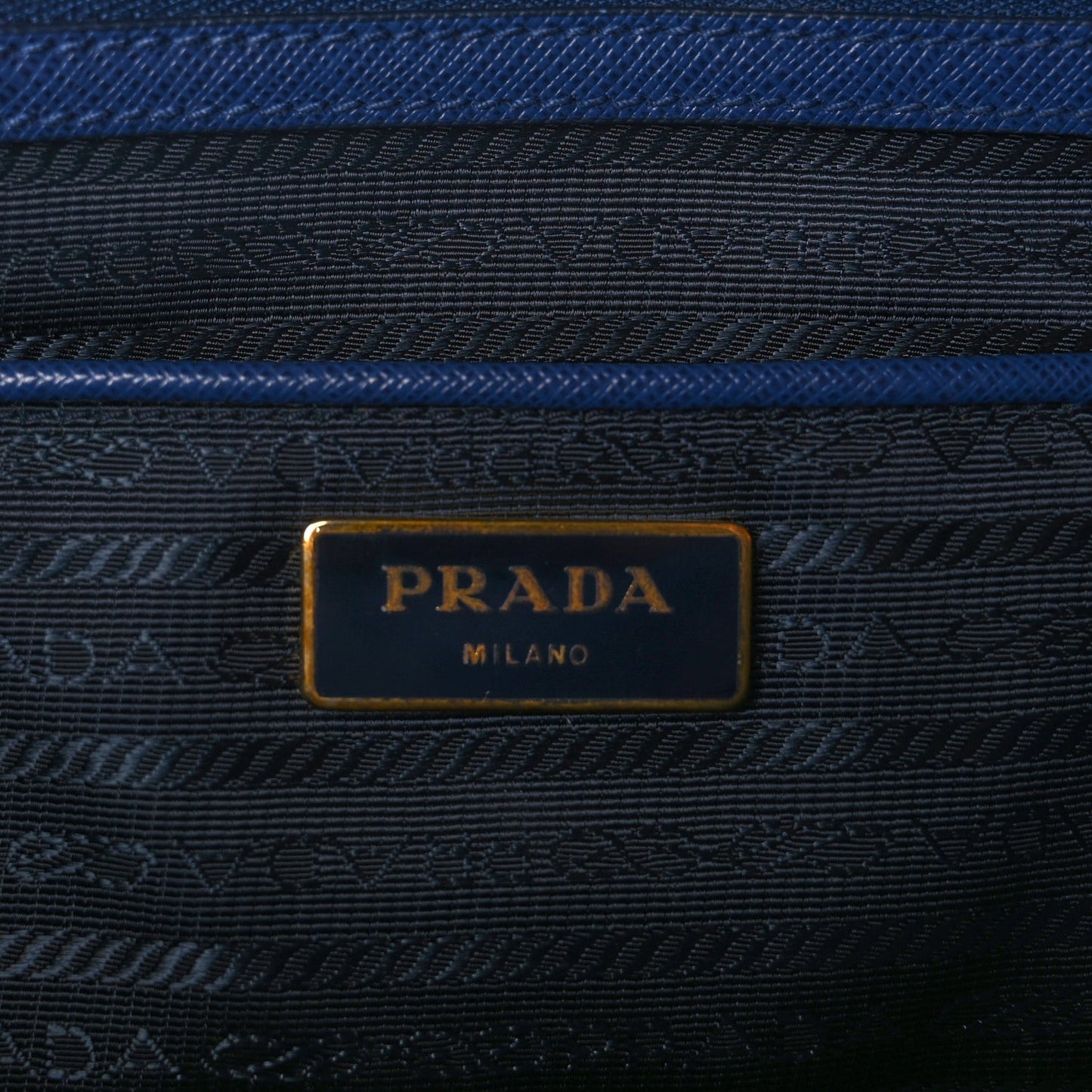 Saffiano Lux Extra Large Galleria Double Zip Tote Bluette