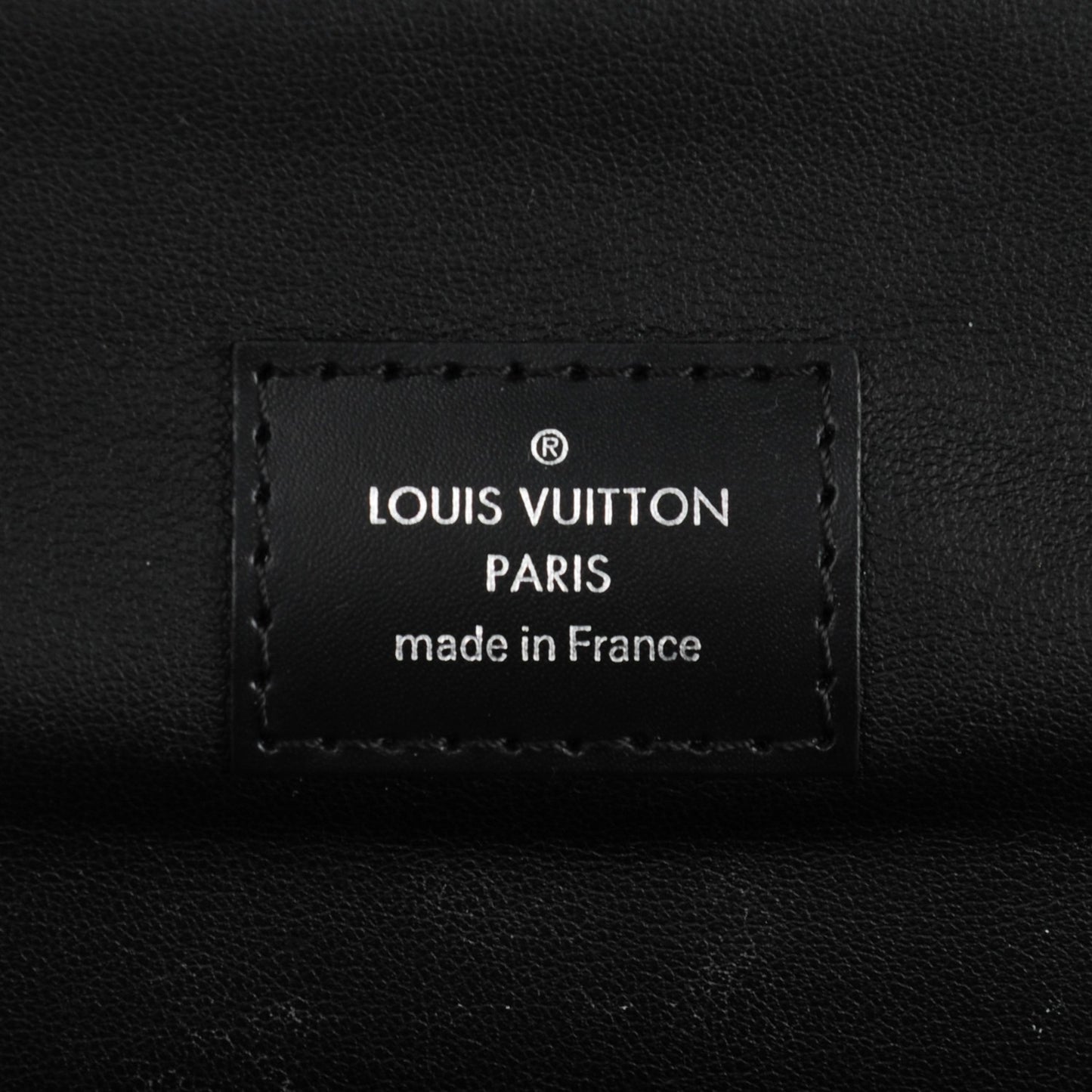 Damier Graphite Hanging Toiletry Kit