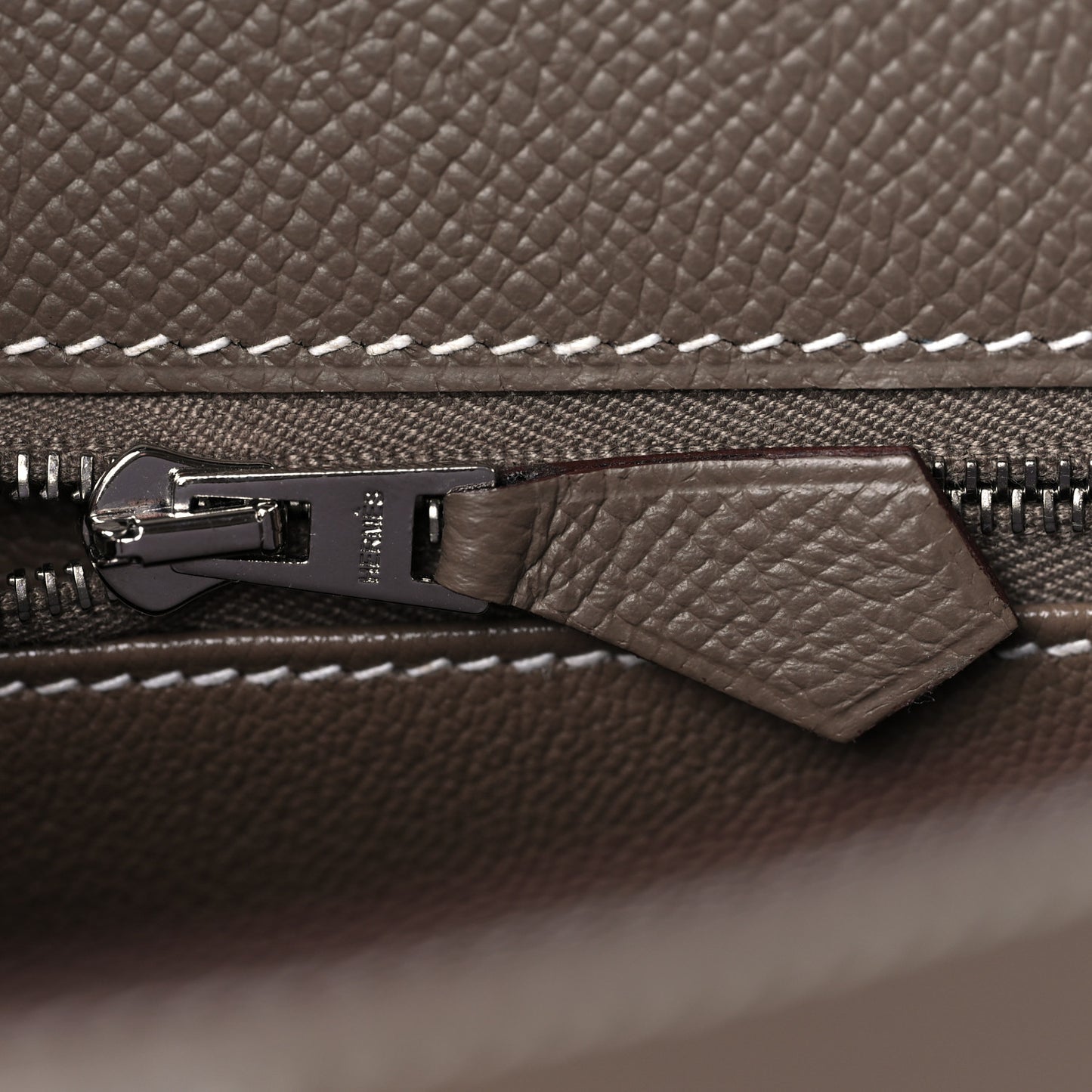 Epsom Kelly Sellier 25 Etoupe