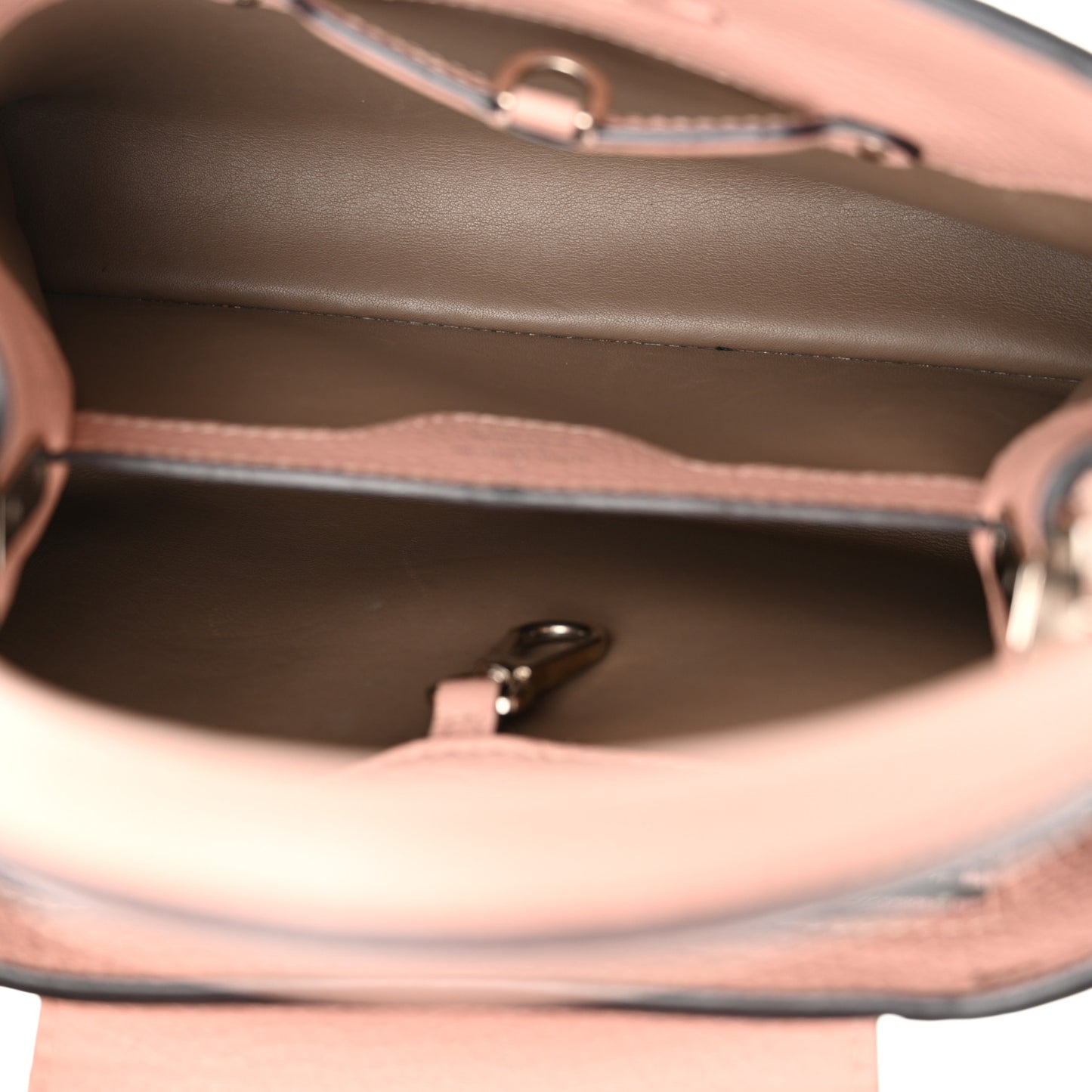 Taurillon Capucines BB Magnolia