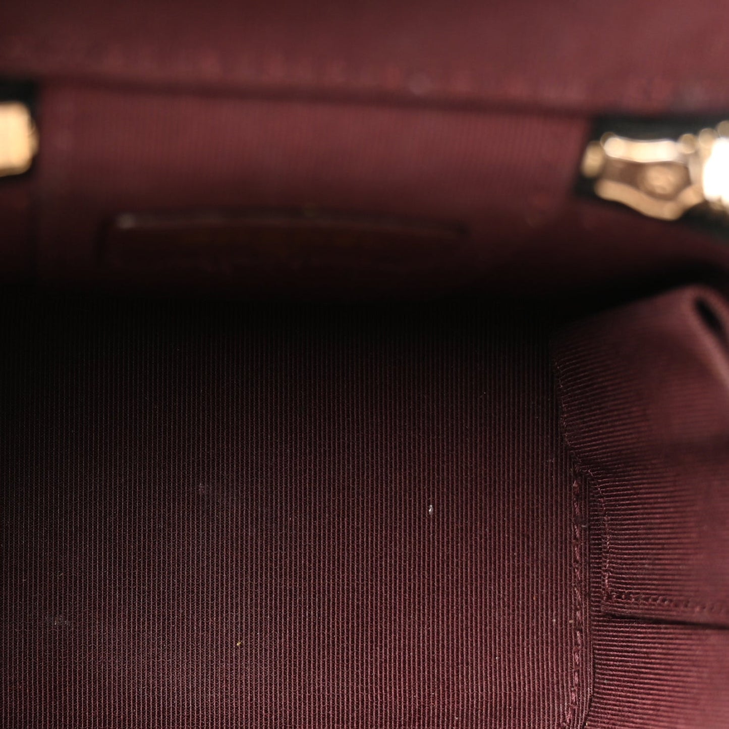 Caviar Quilted Mini Vanity Case With Chain  Black