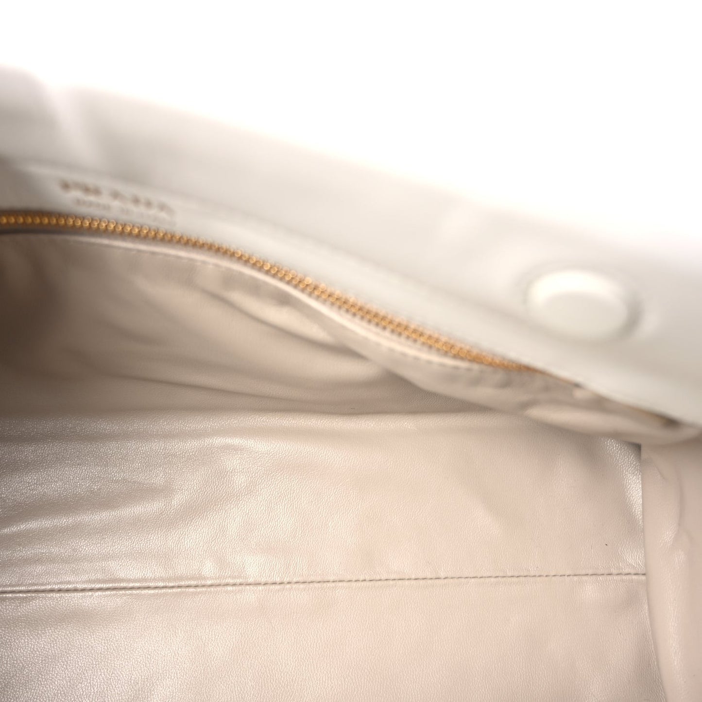 Calfskin Medium Enchaine Bag Bianco