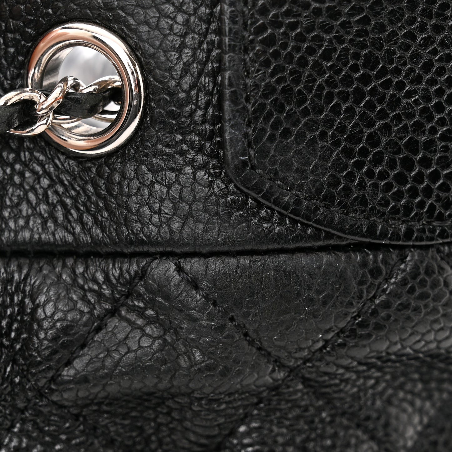 Caviar Quilted Small Chain Bucket Bag Black