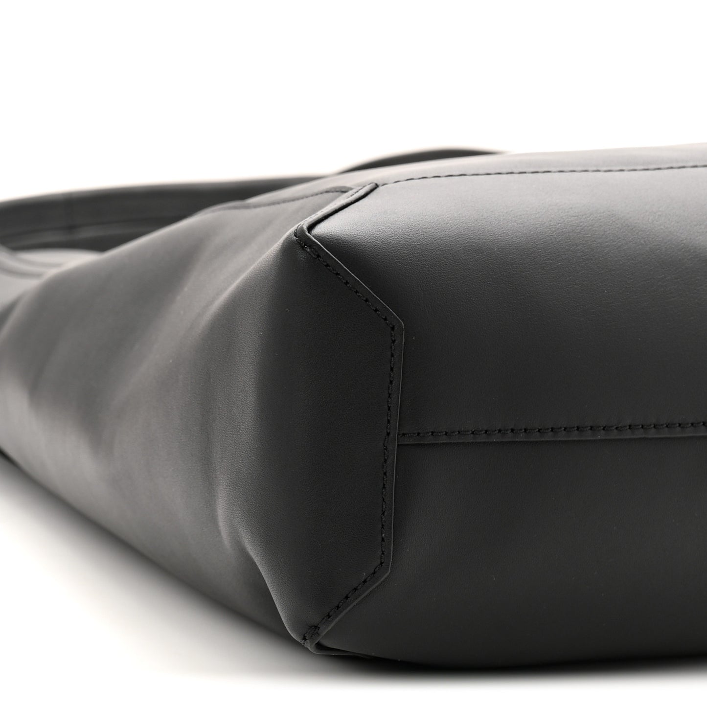 Calfskin Go Large Shoulder Bag Black
