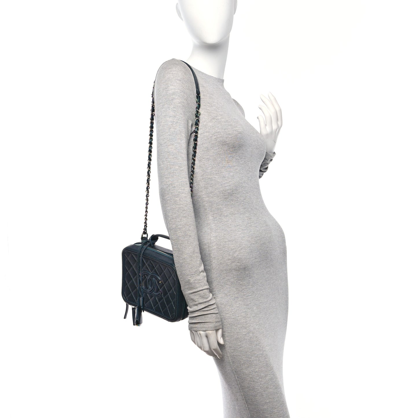 Iridescent Caviar Quilted Medium CC Filigree Vanity Case Dark Turquoise