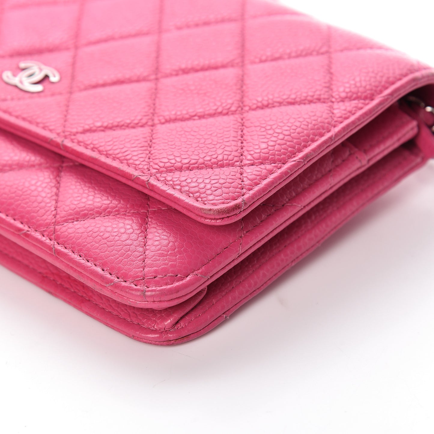 Caviar Quilted Wallet on Chain WOC Pink