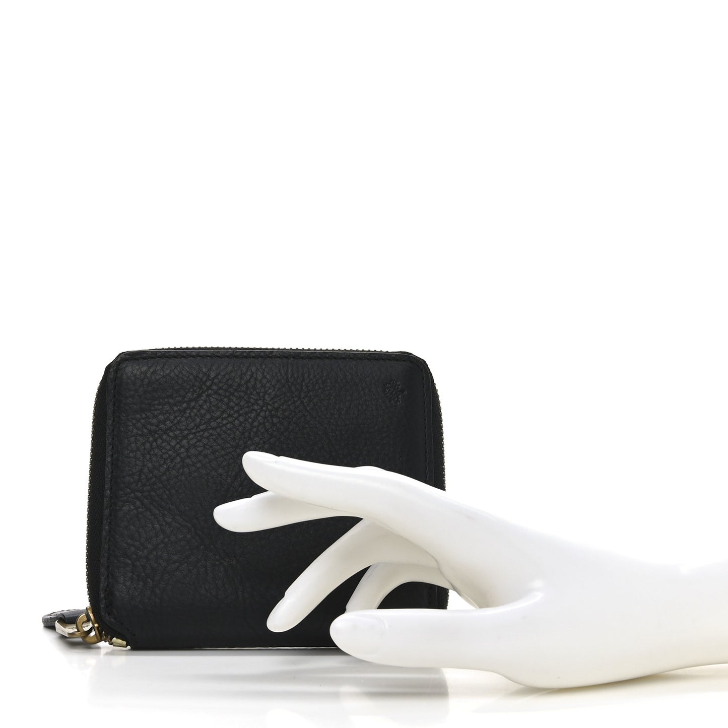 Small Classic Grain Darwin Zip Around Wallet Black