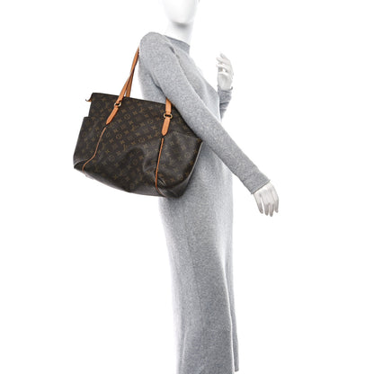 Louis Vuitton Monogram Totally MM 2 of 10