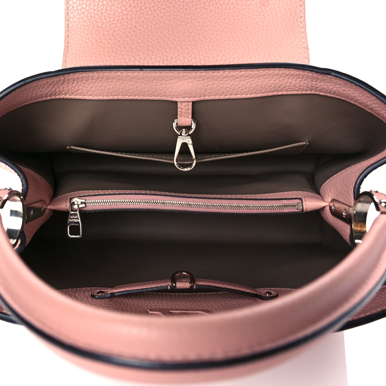 Louis Vuitton Taurillon Capucines MM Magnolia 5 of 9