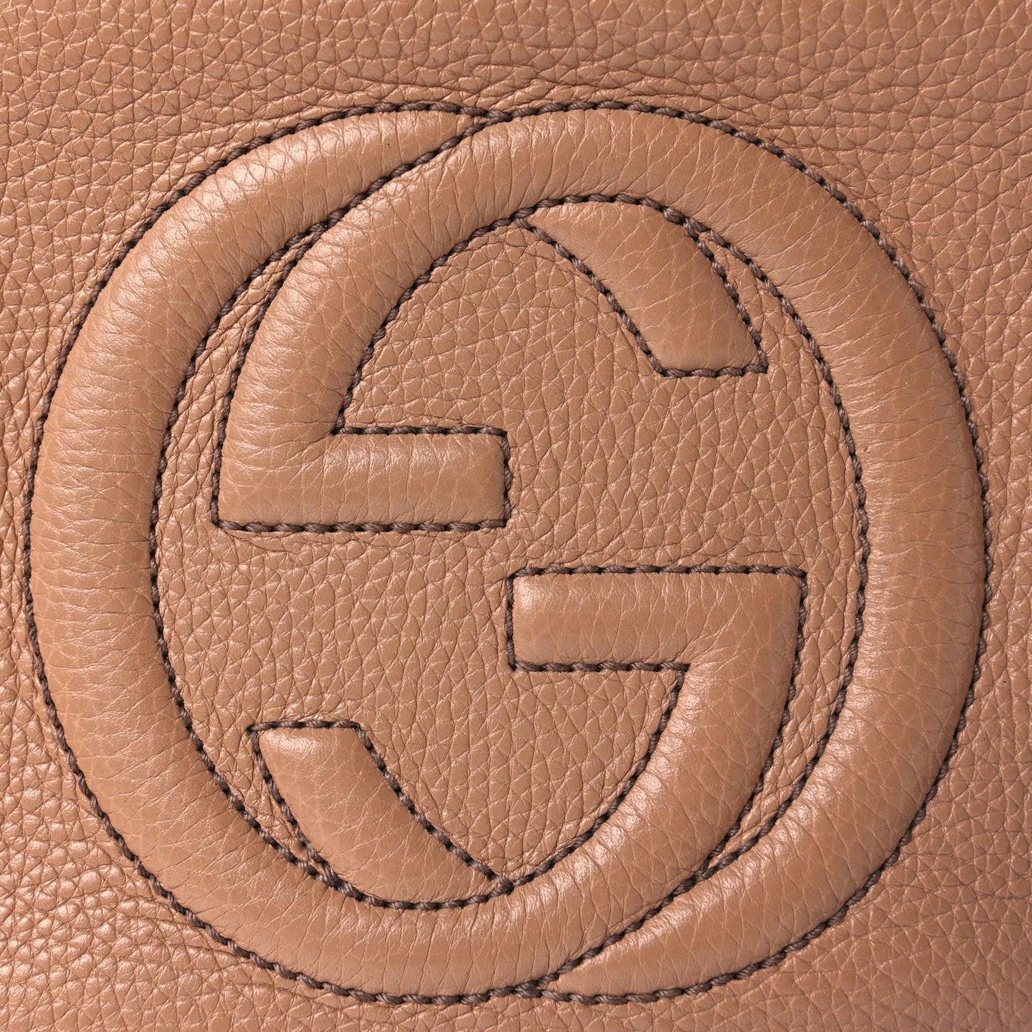 Pebbled Calfskin Small Soho Disco Bag Camelia