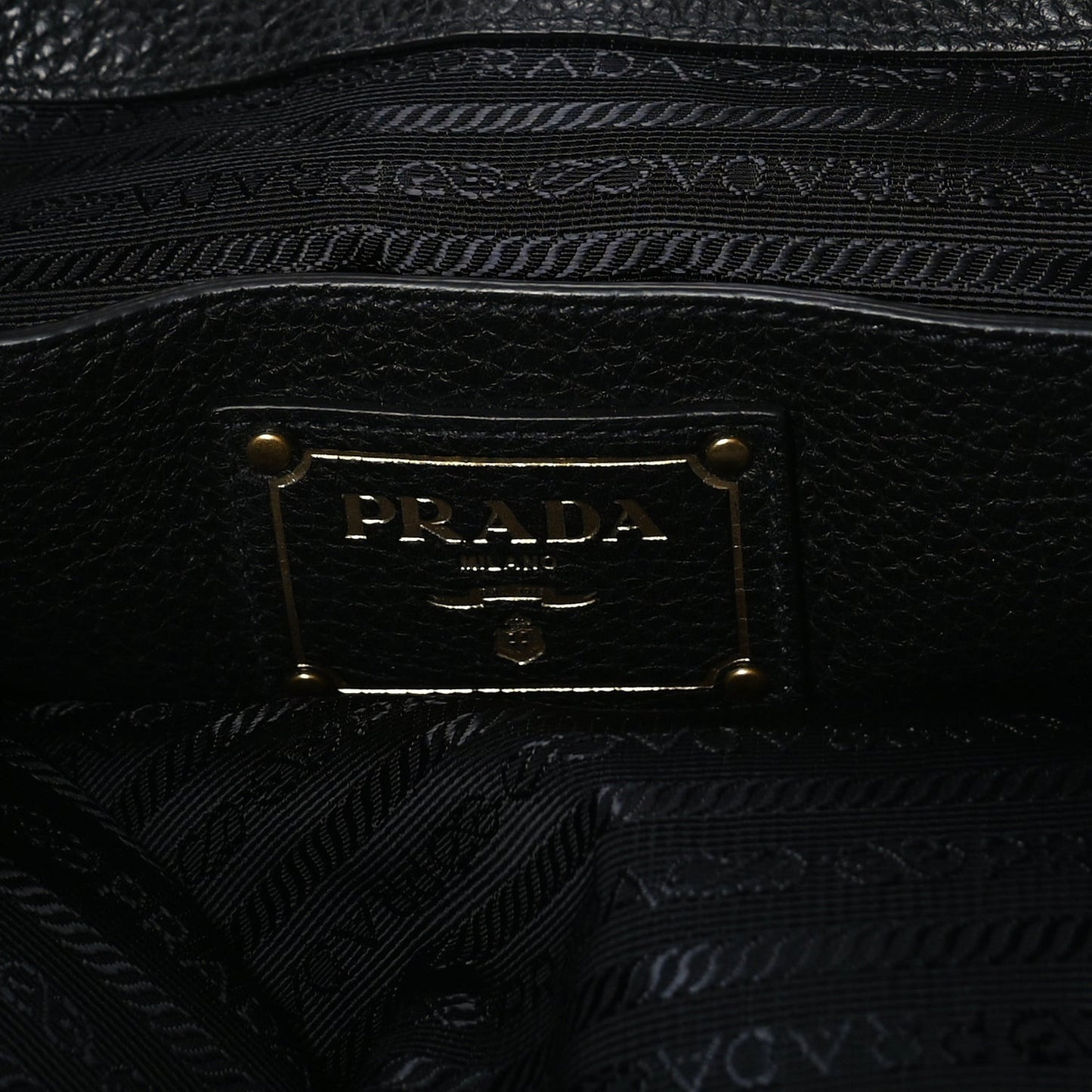 Vitello Daino Tote Nero Black
