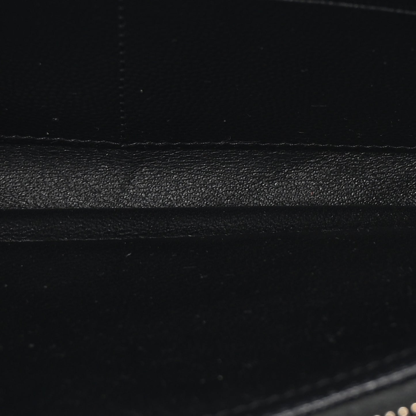 Grain De Poudre Matelasse Chevron Monogram Flap Wallet Black