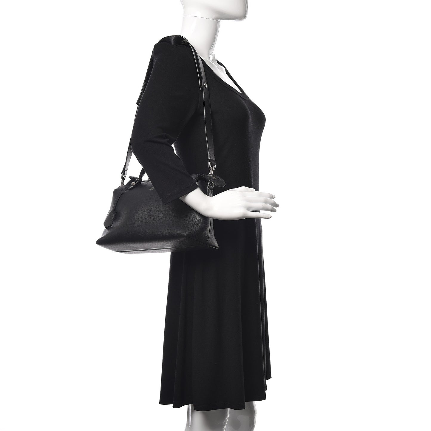 Vitello Dolce Medium By The Way Boston Bag Black