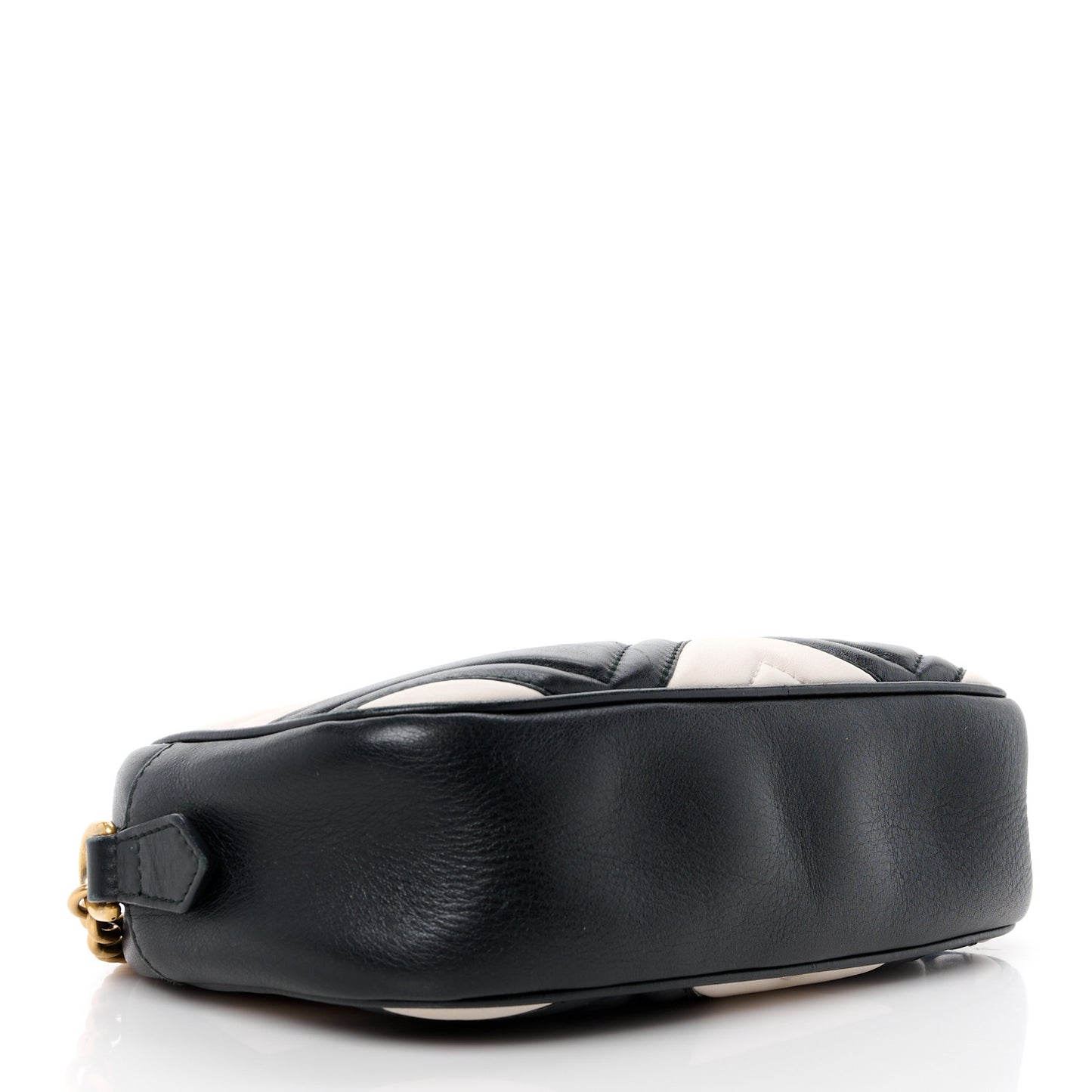 Calfskin Matelasse Small GG Marmont Chain Shoulder Bag Black White