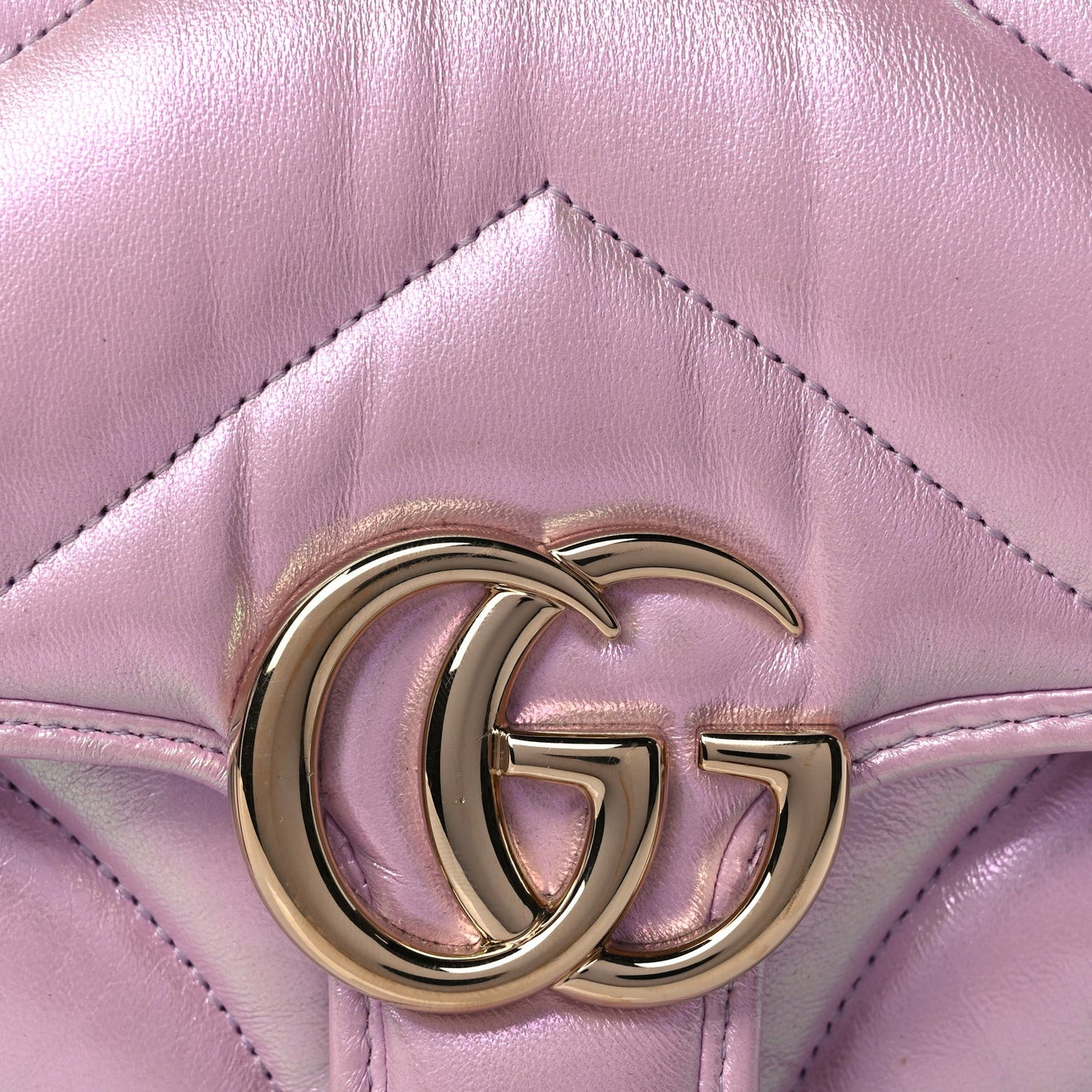 Iridescent Nappa Chevron Matelasse Mini GG Marmont Shoulder Bag Iridescent Escape Pink