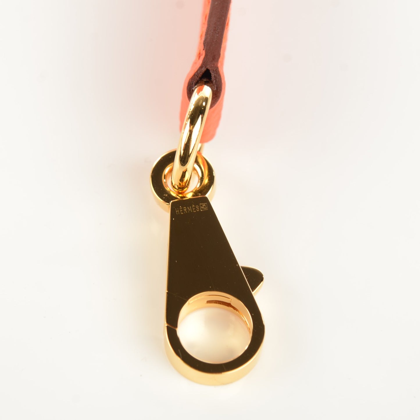 Epsom Kelly Sellier 28 Feu