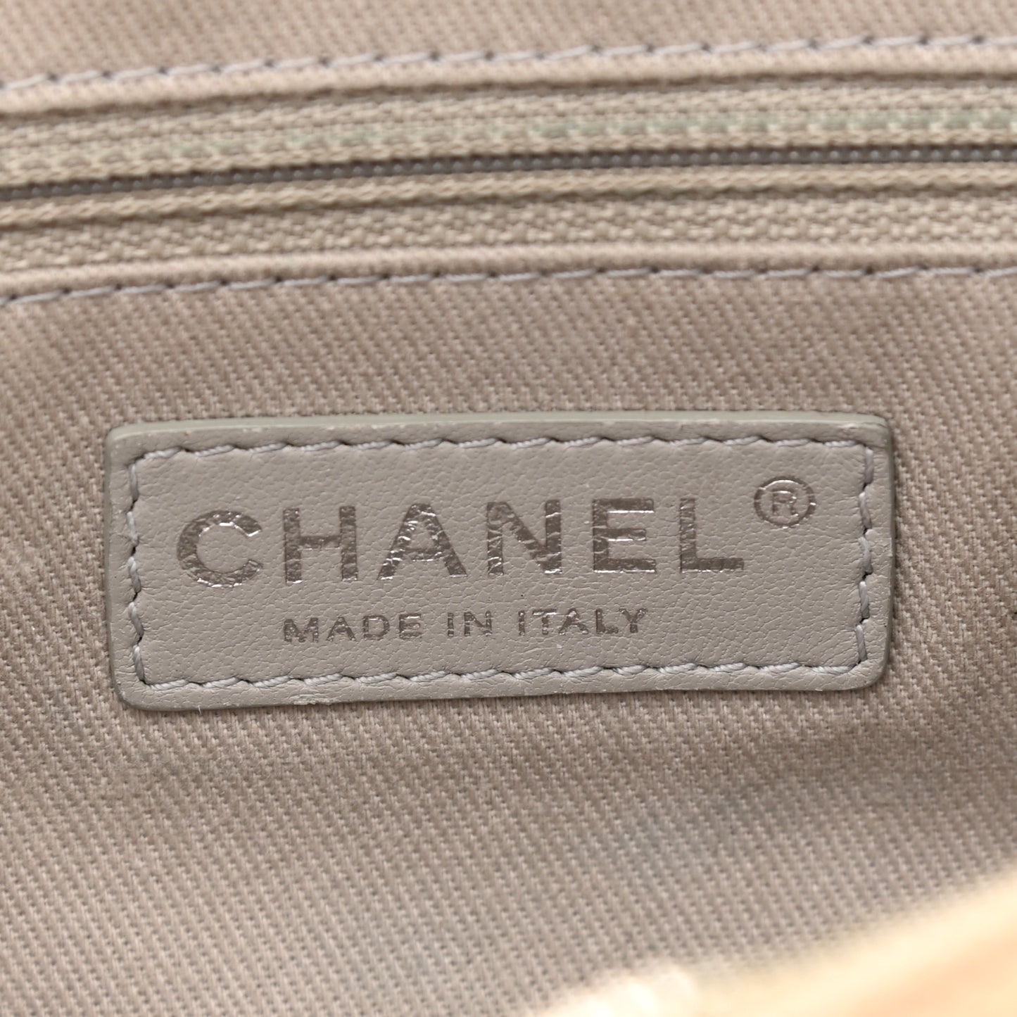 Caviar Quilted Medium Easy Flap Beige