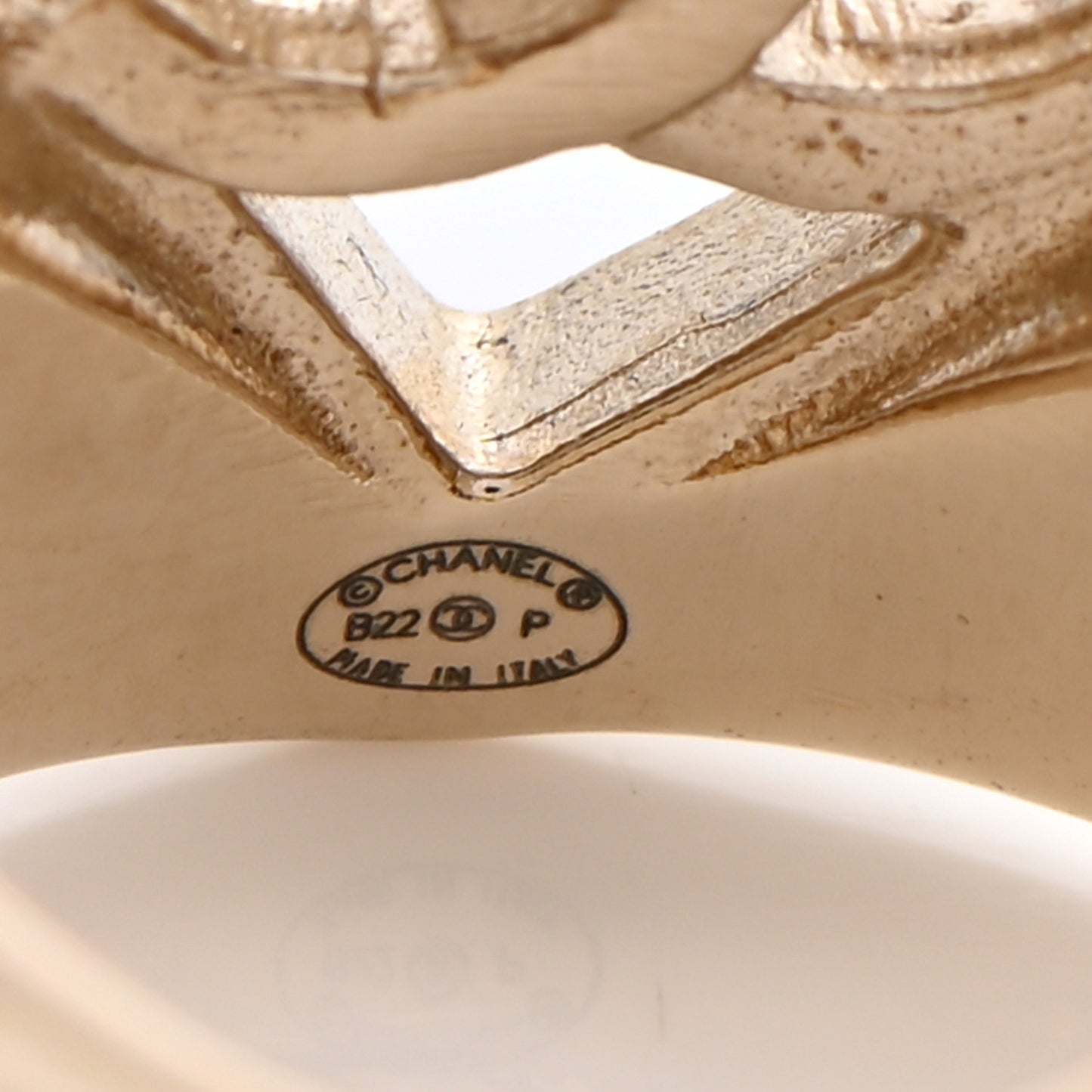 Metal CC Heart Ring 52 Gold