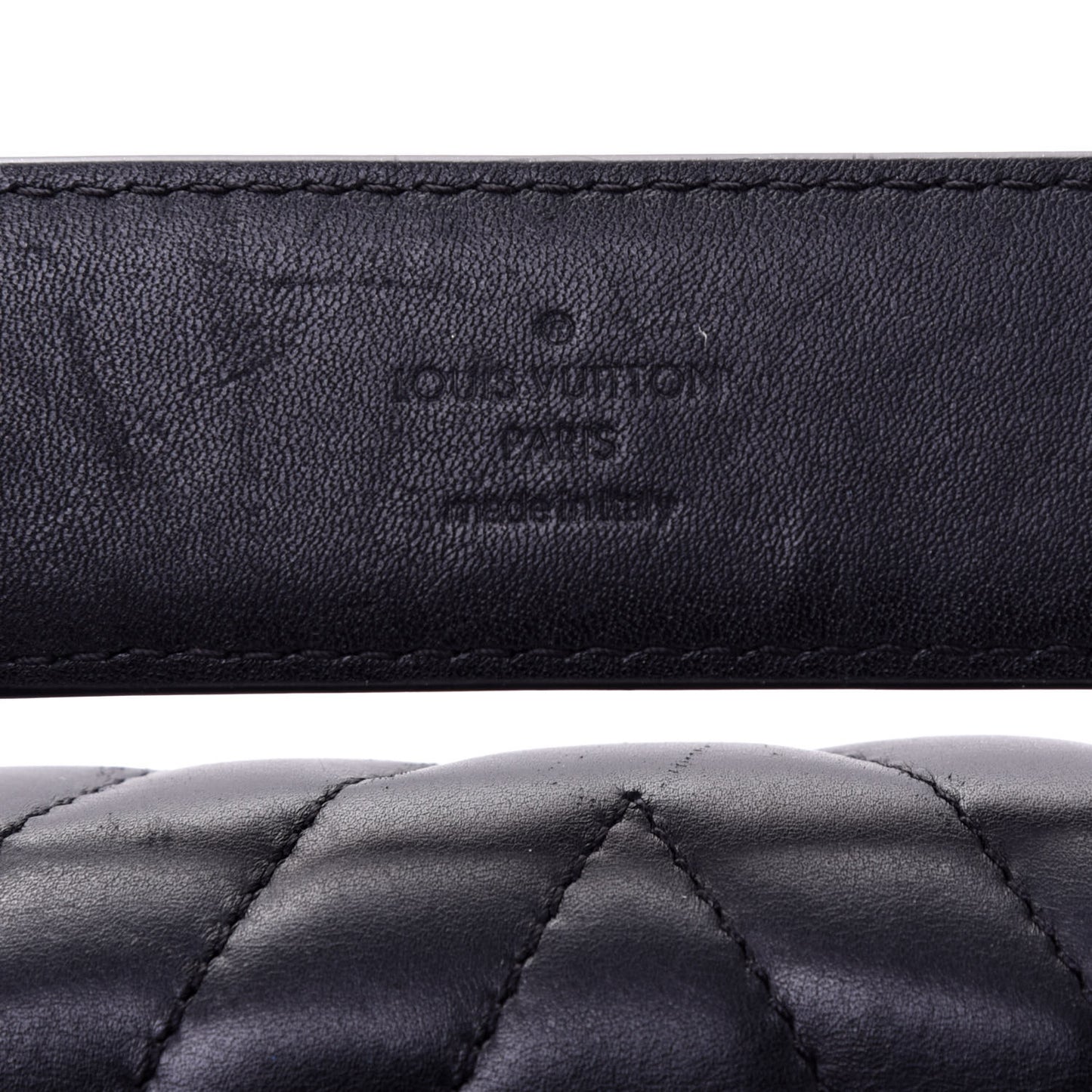 Calfskin New Wave Chain MM Black