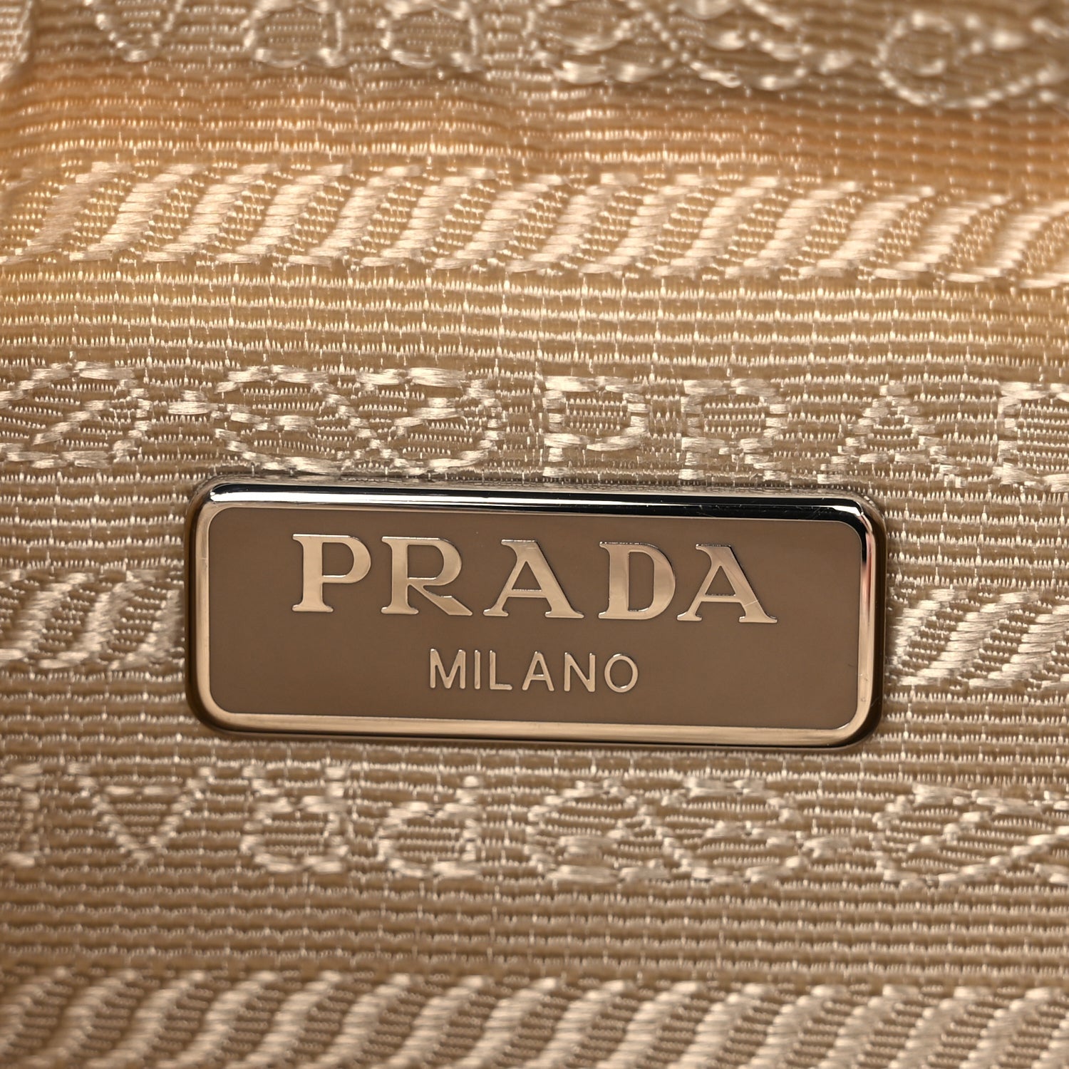 Prada Nylon Re-Edition 2005 Shoulder Bag White 5 of 8