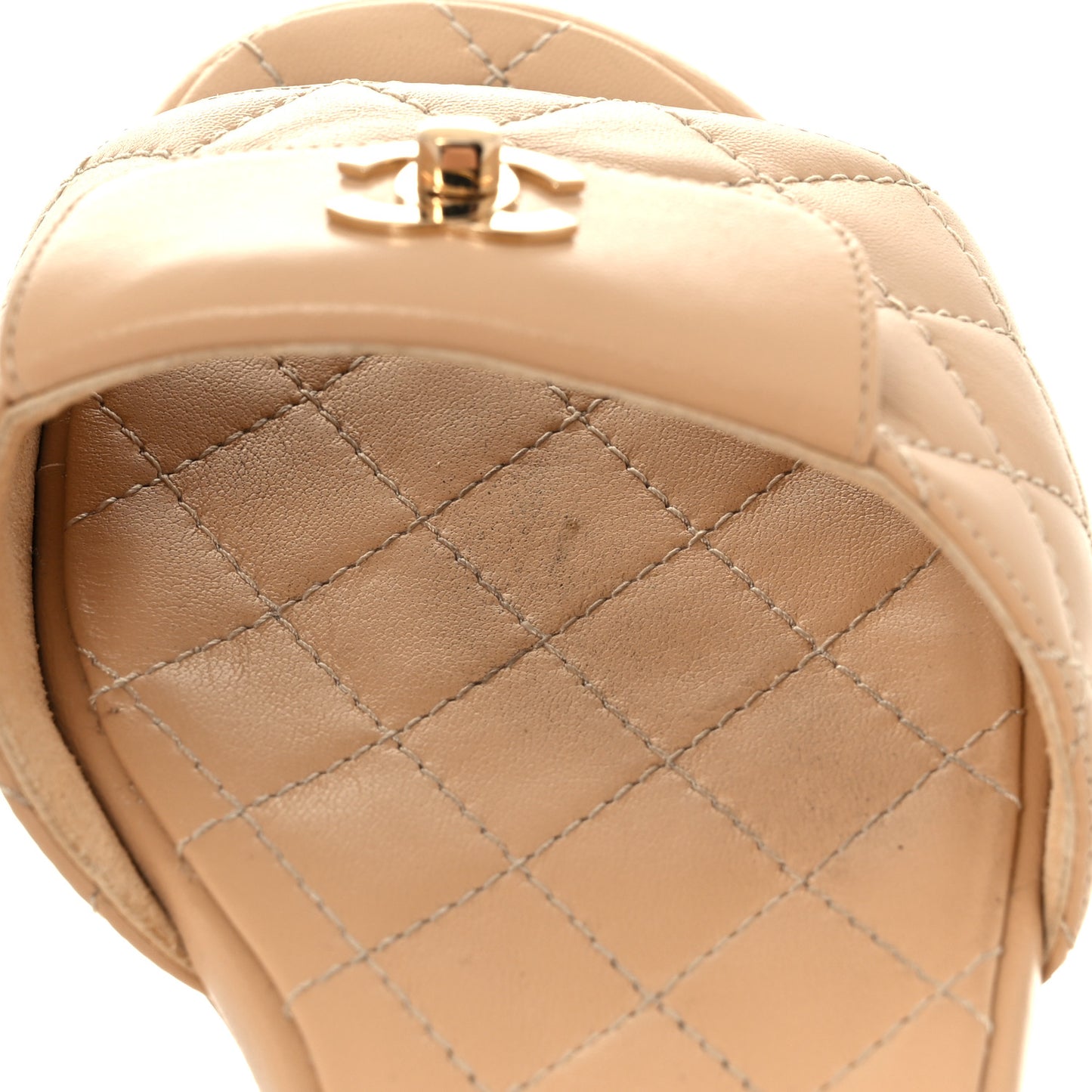 Lambskin Quilted CC Turnlock Sandals 38.5 Beige