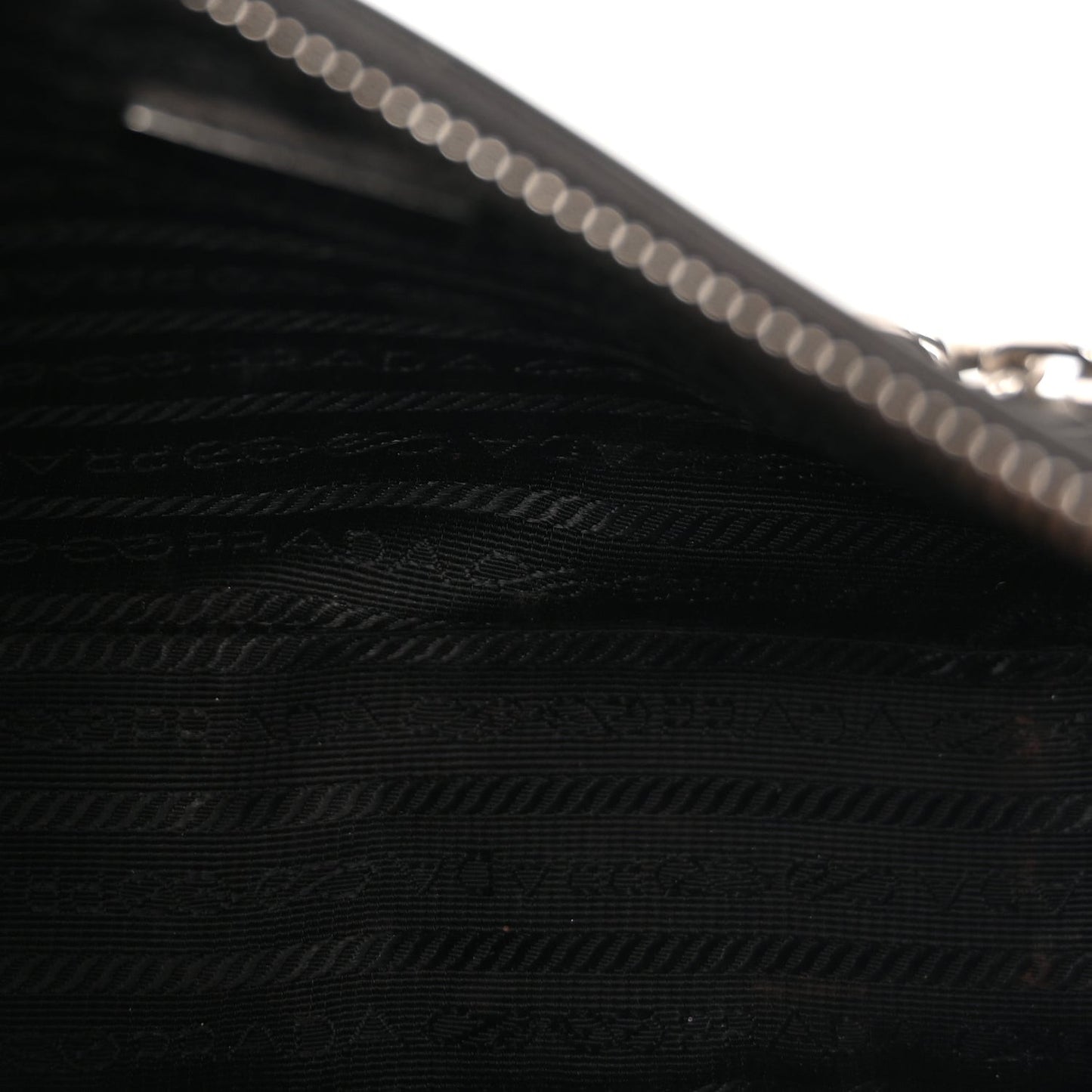 Calfskin Re-Edition 2005 Shoulder Bag  Black