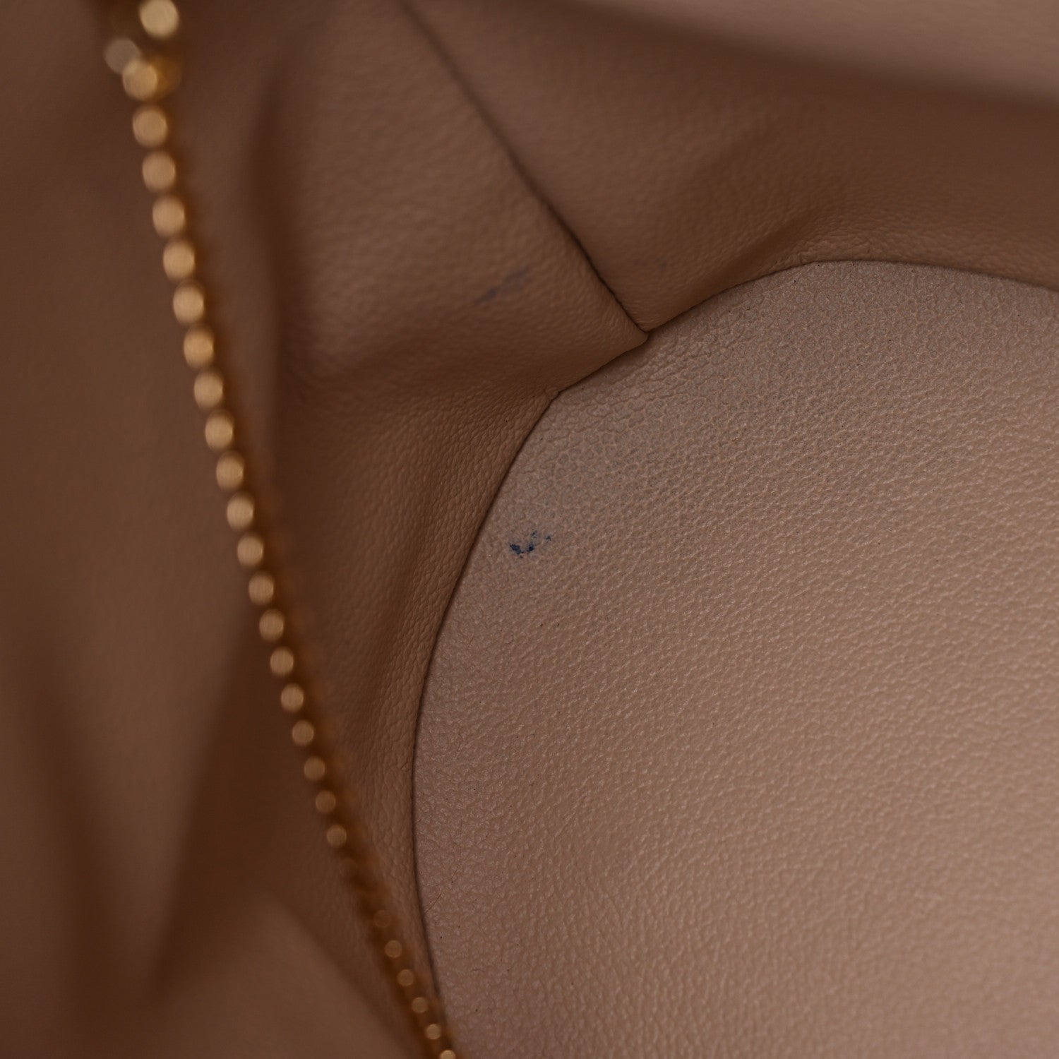 Louis Vuitton Monogram Petit Bucket 23 11 of 22