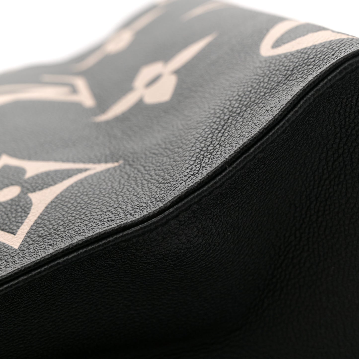 Empreinte Monogram Giant Onthego GM Black Beige