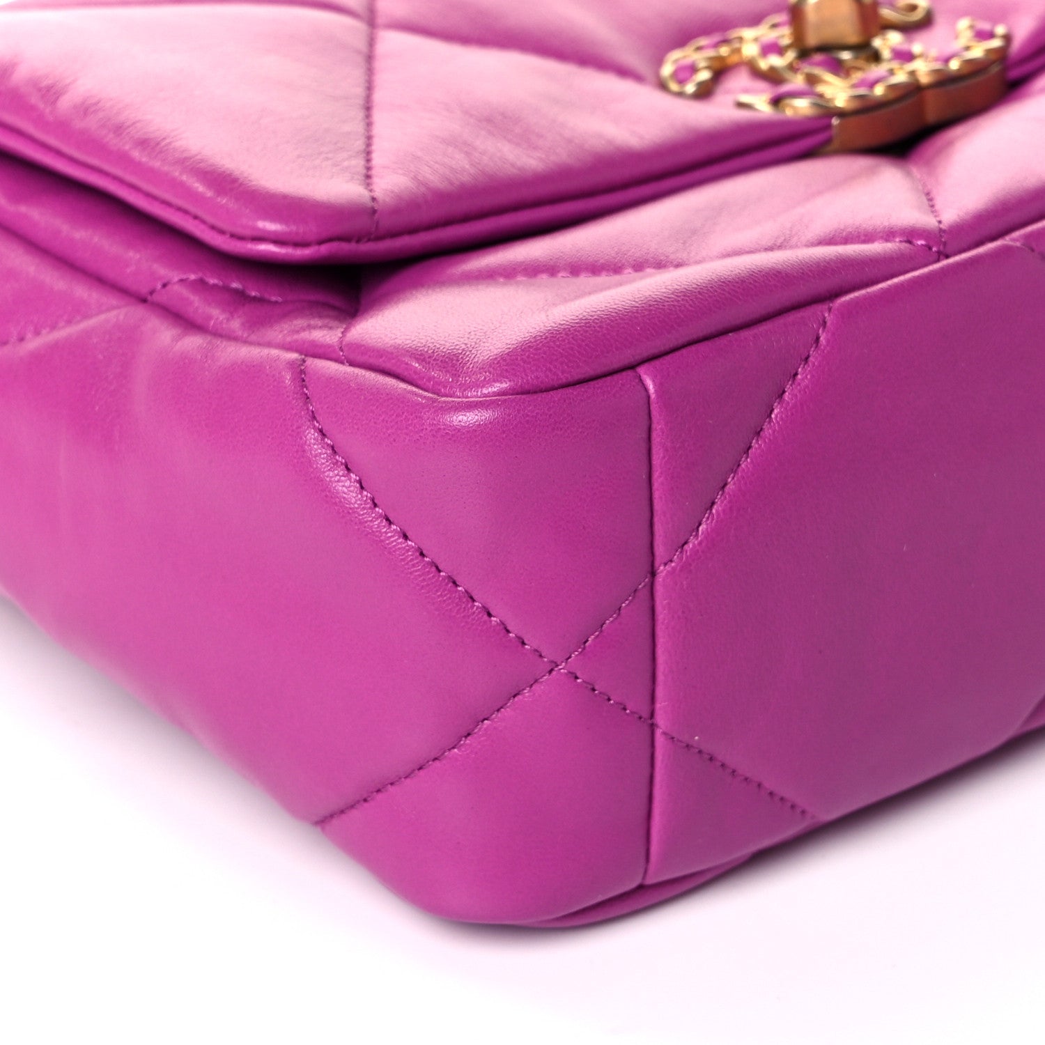 Chanel Lambskin Quilted Medium Chanel 19 Flap Purple 14 of 17