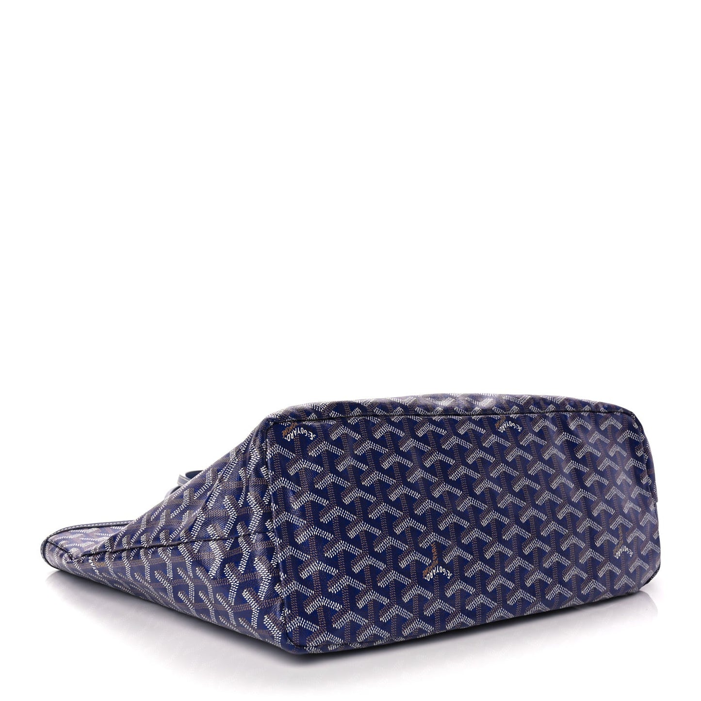 ine Saint Louis PM  Navy