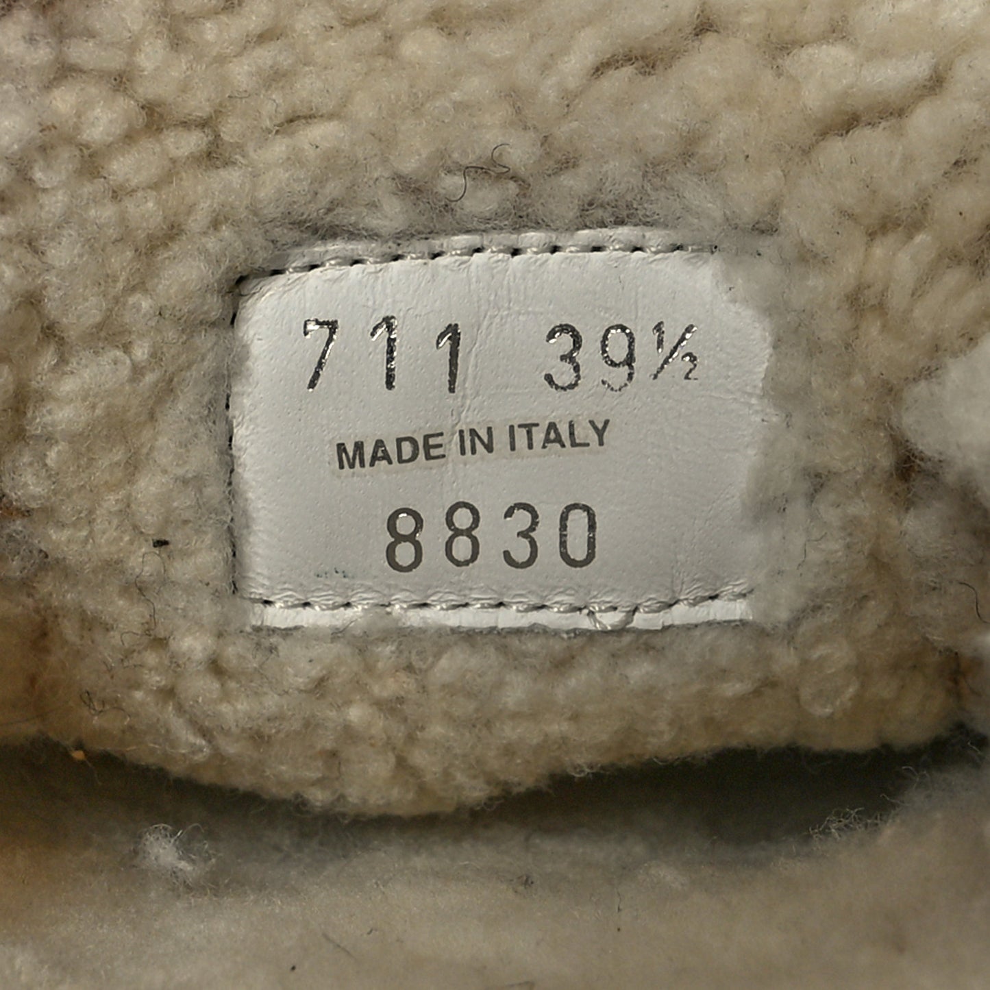 Shearling Metal Triangle Logo 20mm Slippers 39.5 Cognac