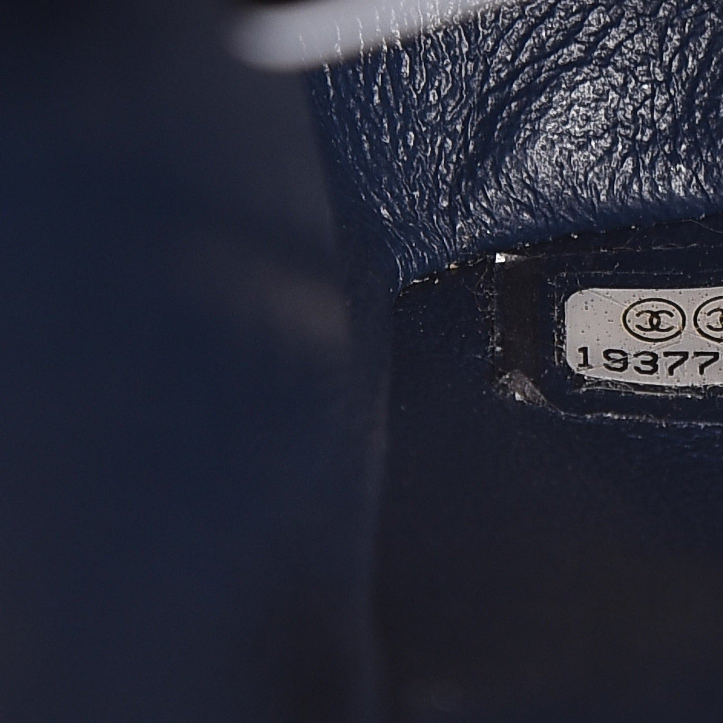 Caviar Quilted Medium Double Flap Navy