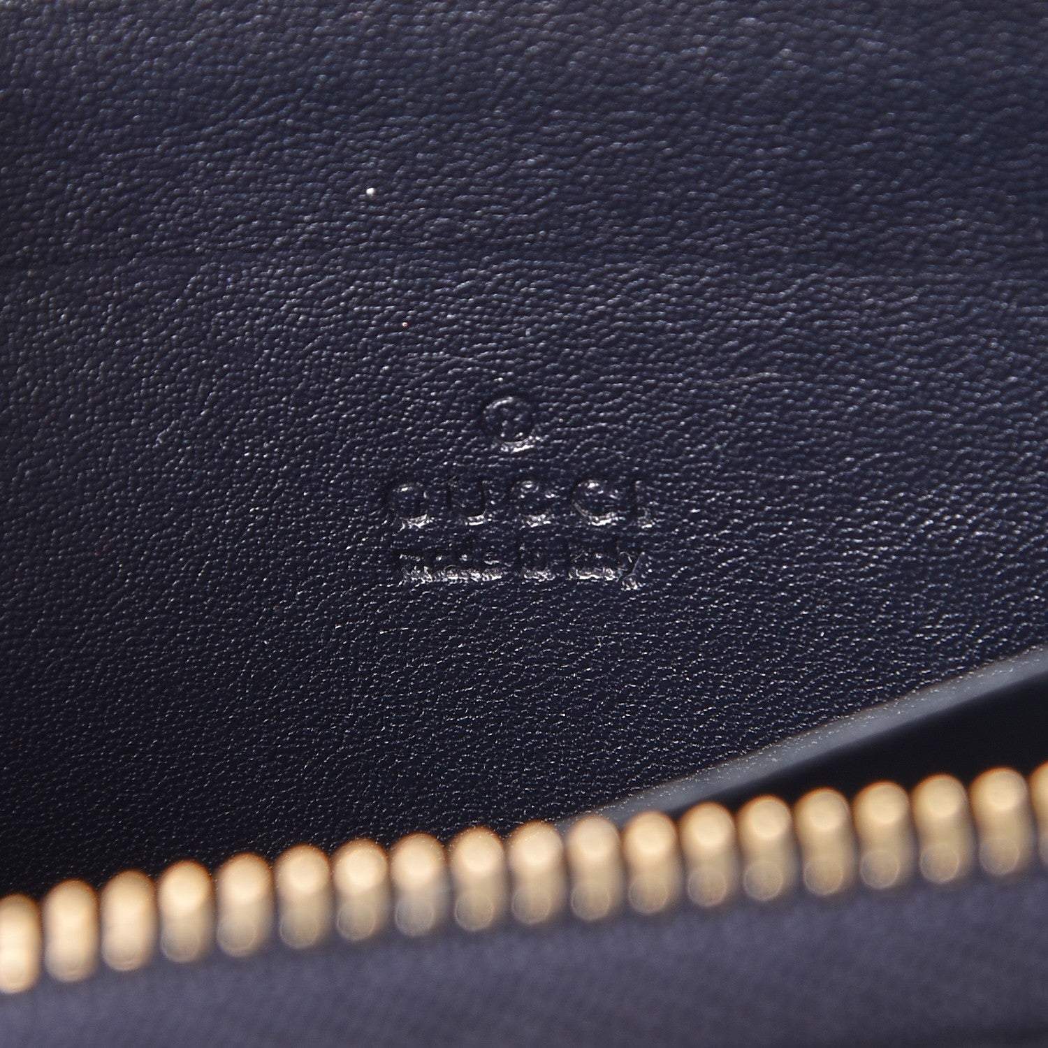 Gucci Microguccissima Zip Around Card Case Navy 6 of 8