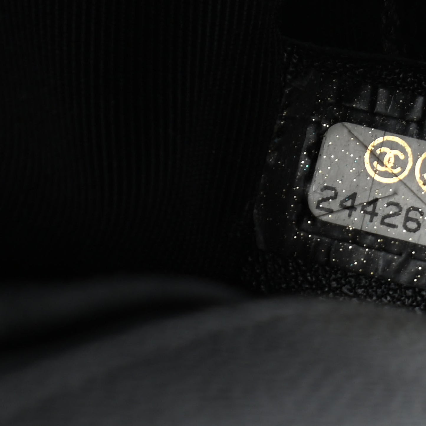 Caviar Chevron Quilted Small Boy Flap Black