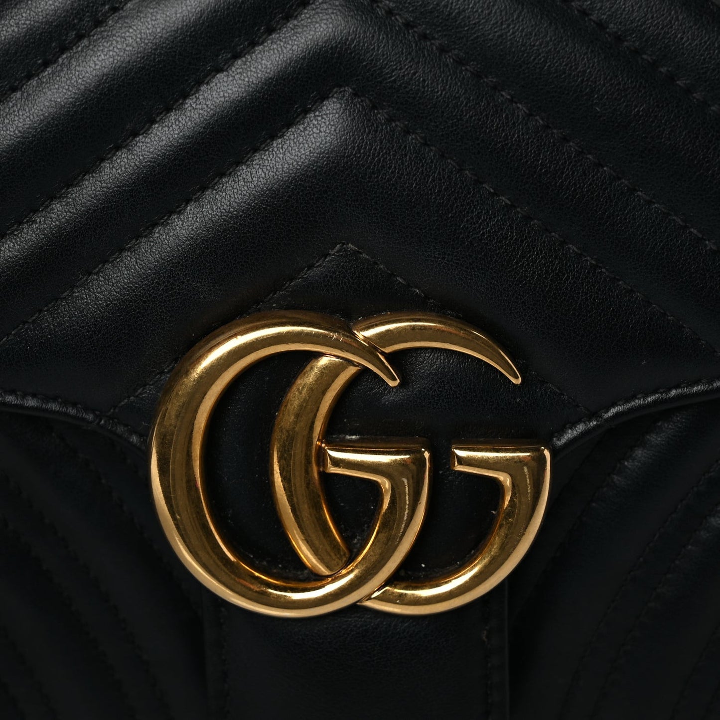 Calfskin Matelasse Small GG Marmont Shoulder Bag Black