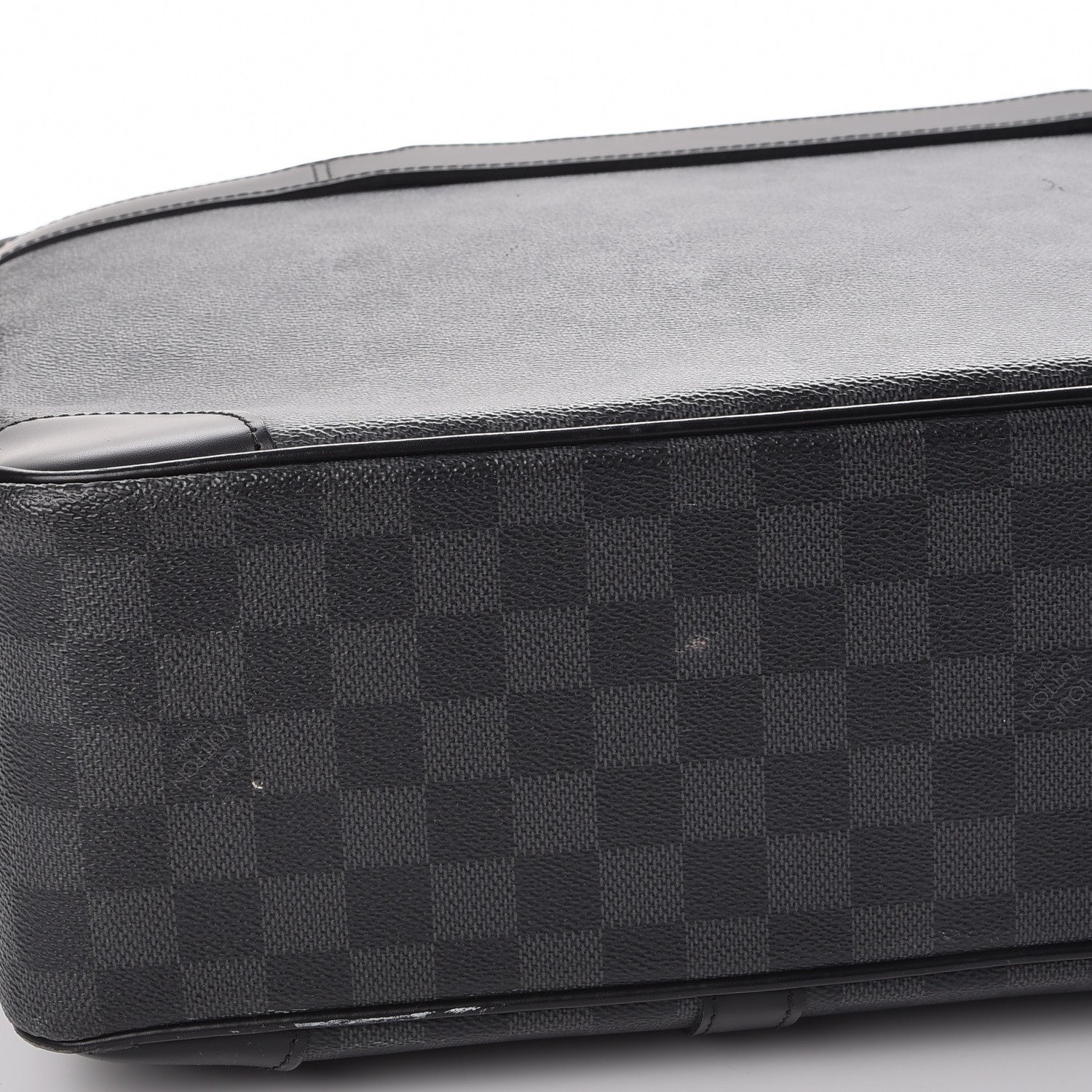 Louis Vuitton Damier Graphite Porte-Documents Voyage GM 9 of 9