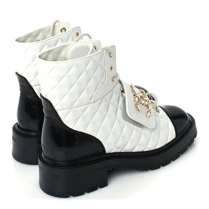 Chanel Shiny Goatskin Calfskin Quilted Lace Up Combat Boots  39 Ivory Black 4 of 7