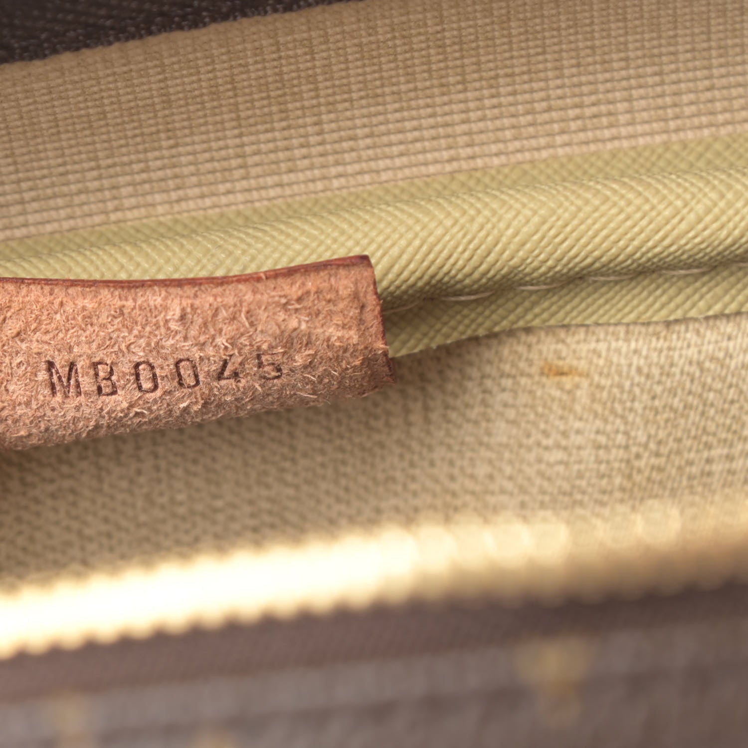 Louis Vuitton Monogram Deauville 7 of 13