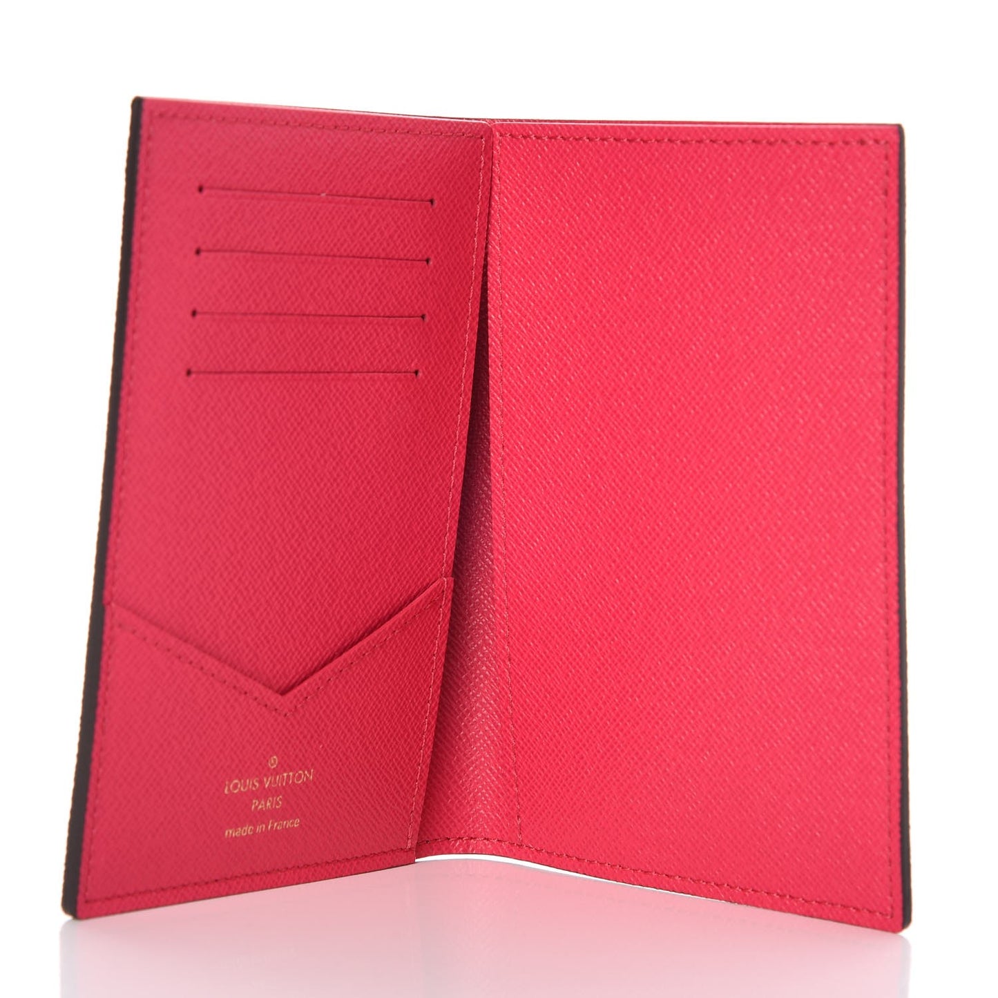 Monogram 2017 Christmas Animation Passport Cover